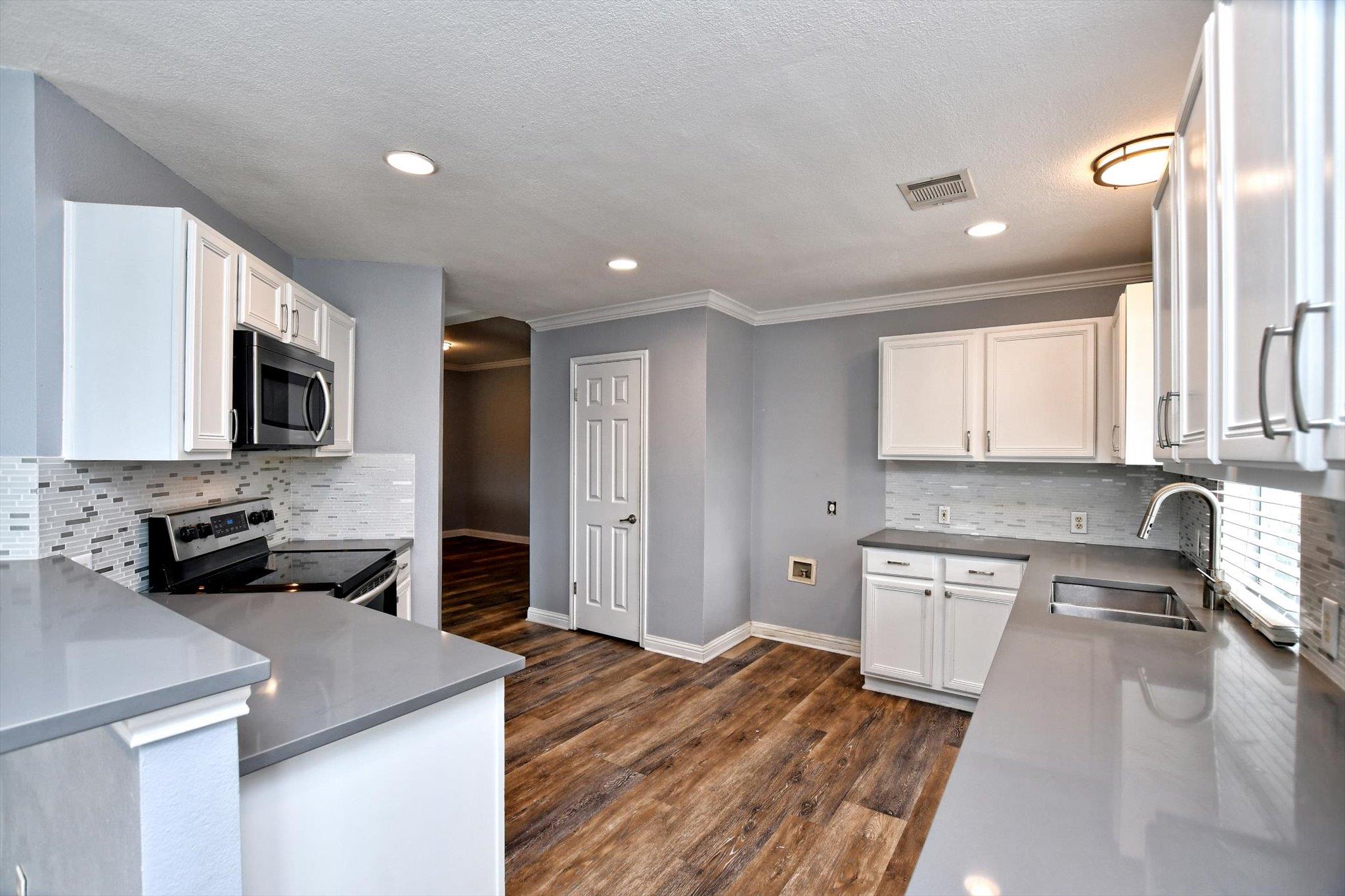 2307 Logan Dr, Round Rock, TX 78664