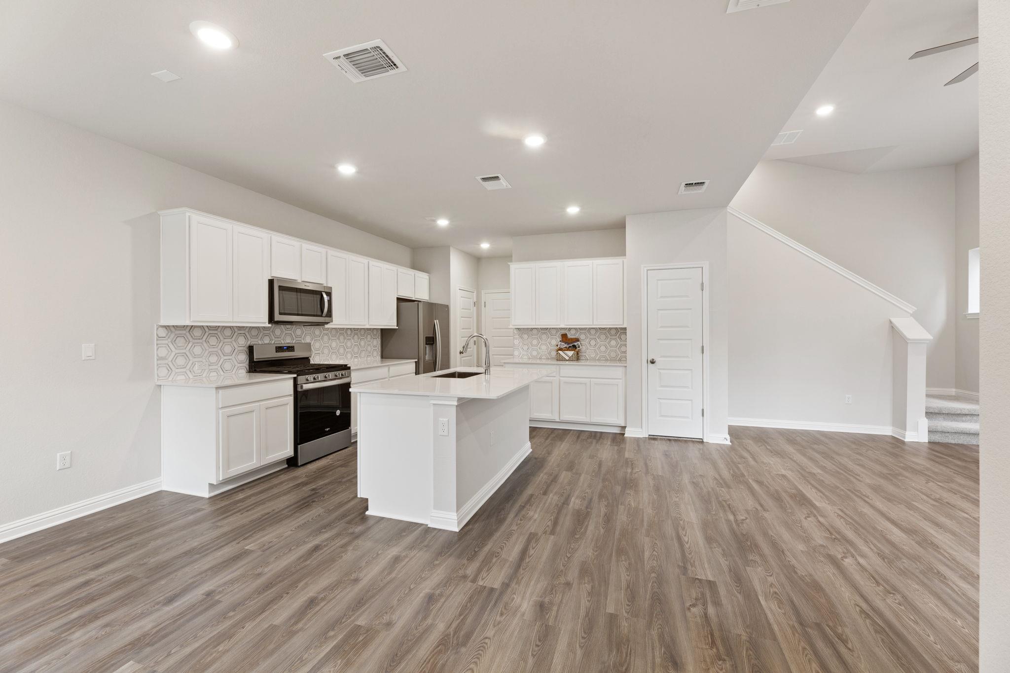8509 Escovedo Dr # 410, Austin, TX 78744