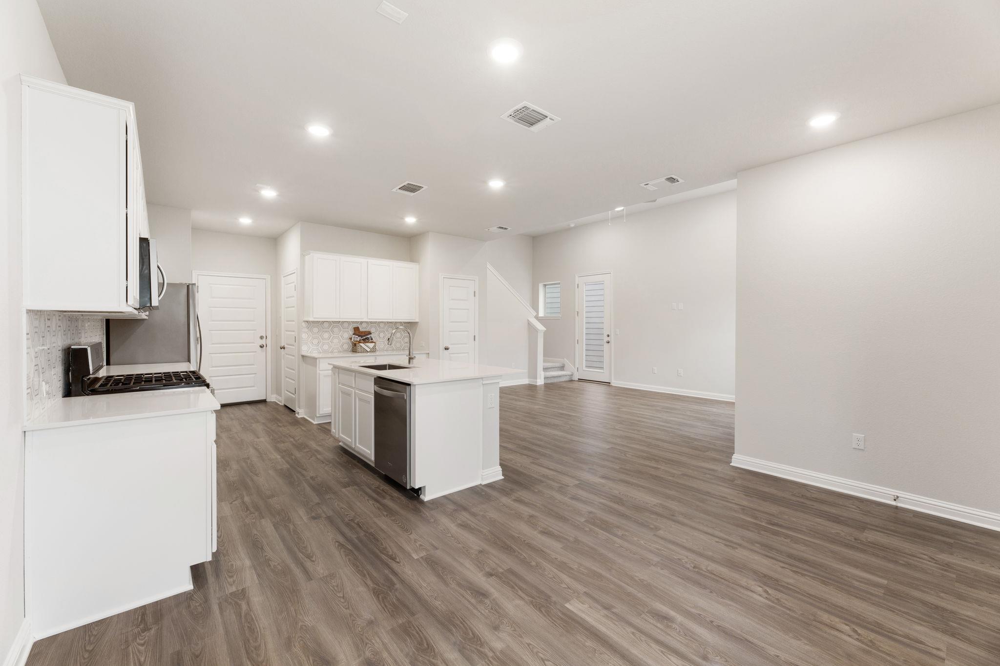 8509 Escovedo Dr # 410, Austin, TX 78744