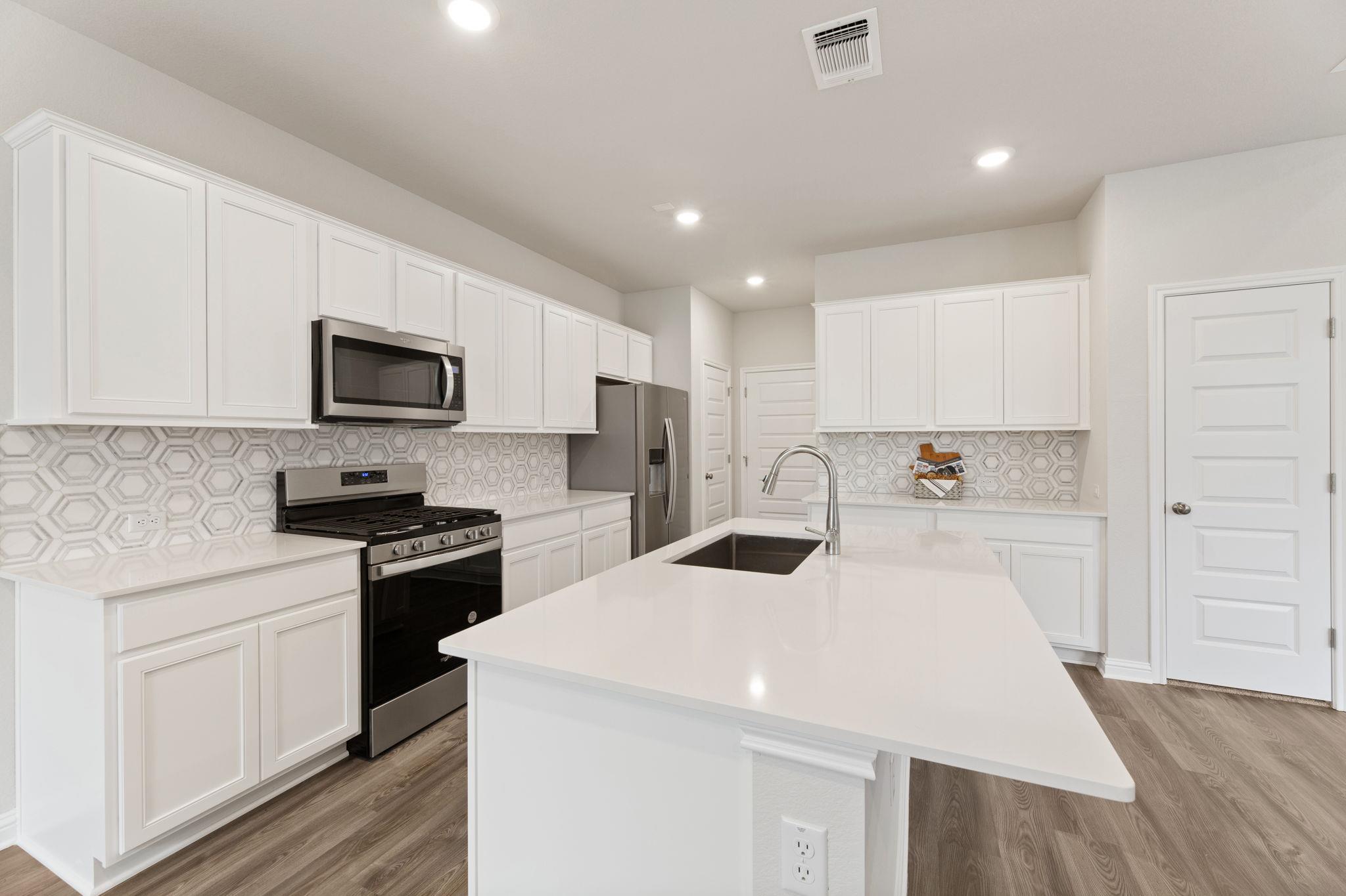 8509 Escovedo Dr # 410, Austin, TX 78744