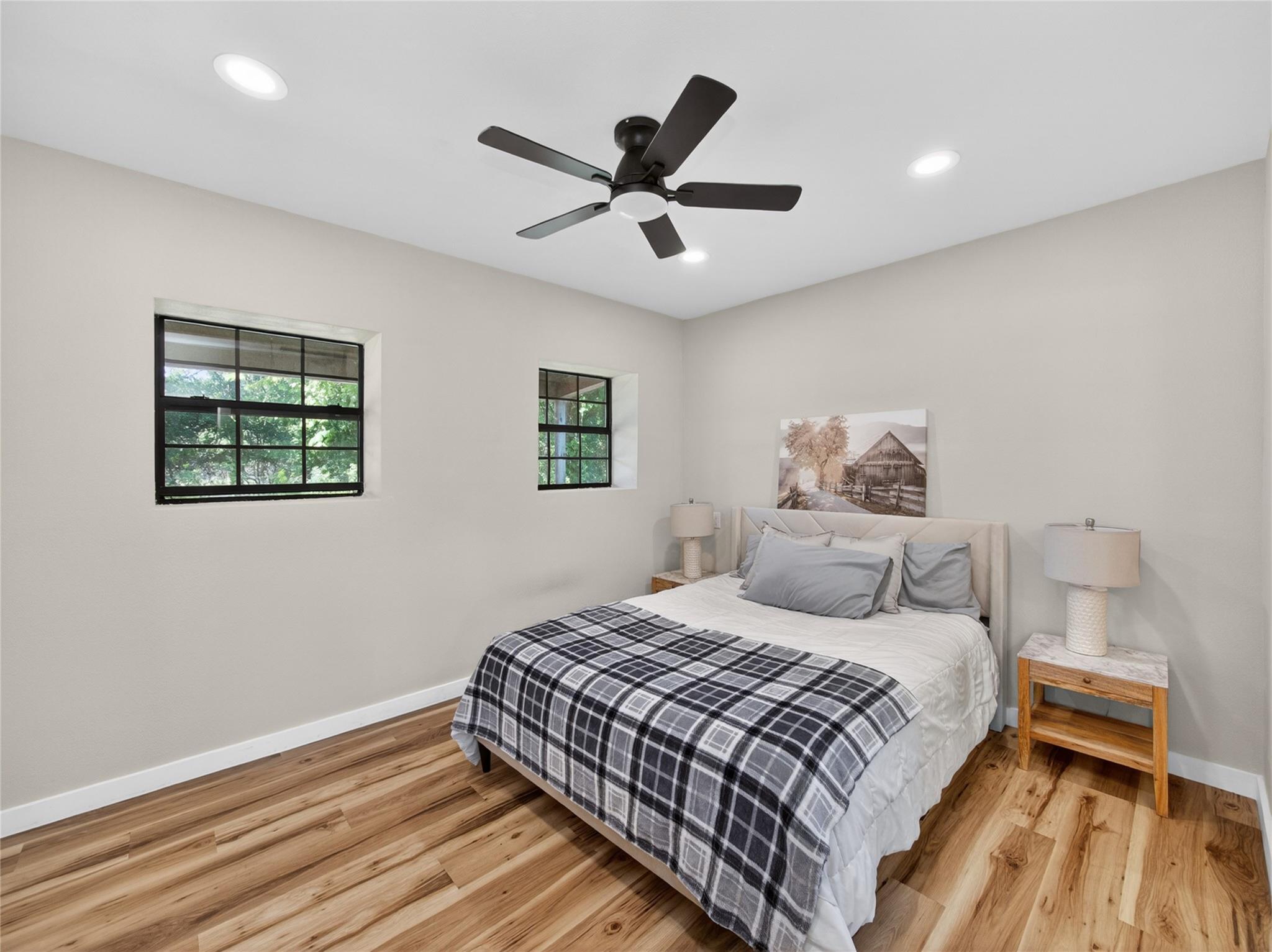 411 Avila Ln, Briggs, TX 78608