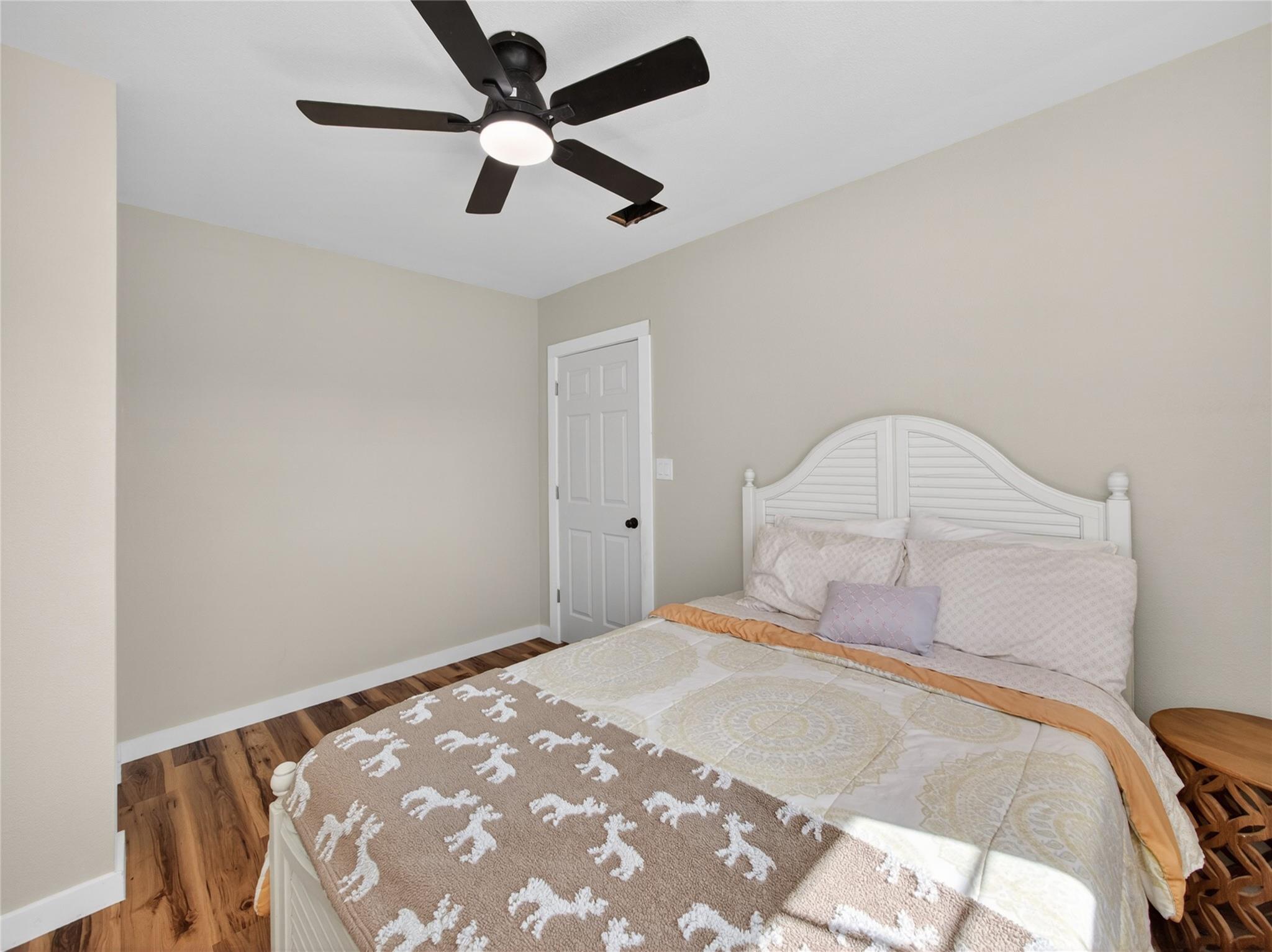 411 Avila Ln, Briggs, TX 78608