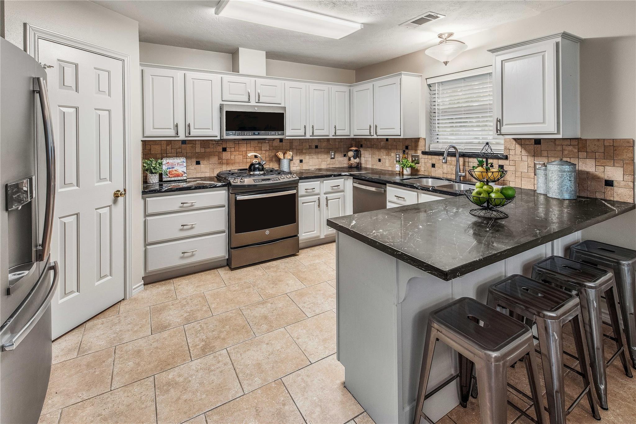 1414 Kernstown Ln, College Station, TX 77845