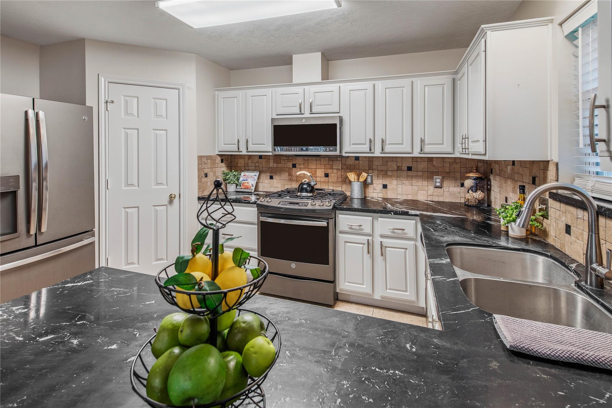 1414 Kernstown Ln, College Station, TX 77845