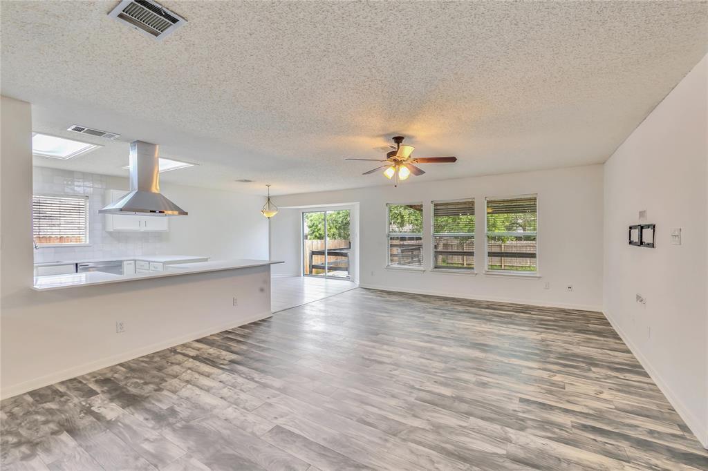 908 Dogwood Trl, Cedar Park, TX 78613