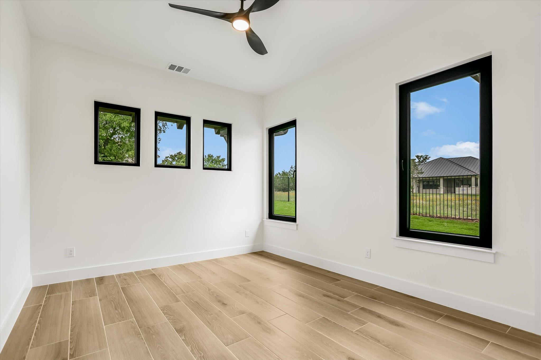 505 Nugget Circle, Horseshoe Bay, TX 78657