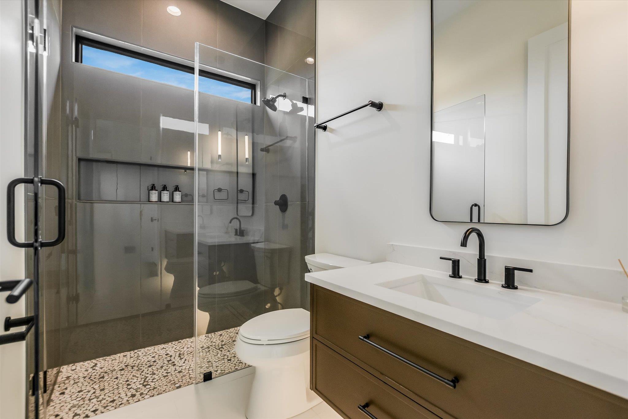 505 Nugget Circle, Horseshoe Bay, TX 78657