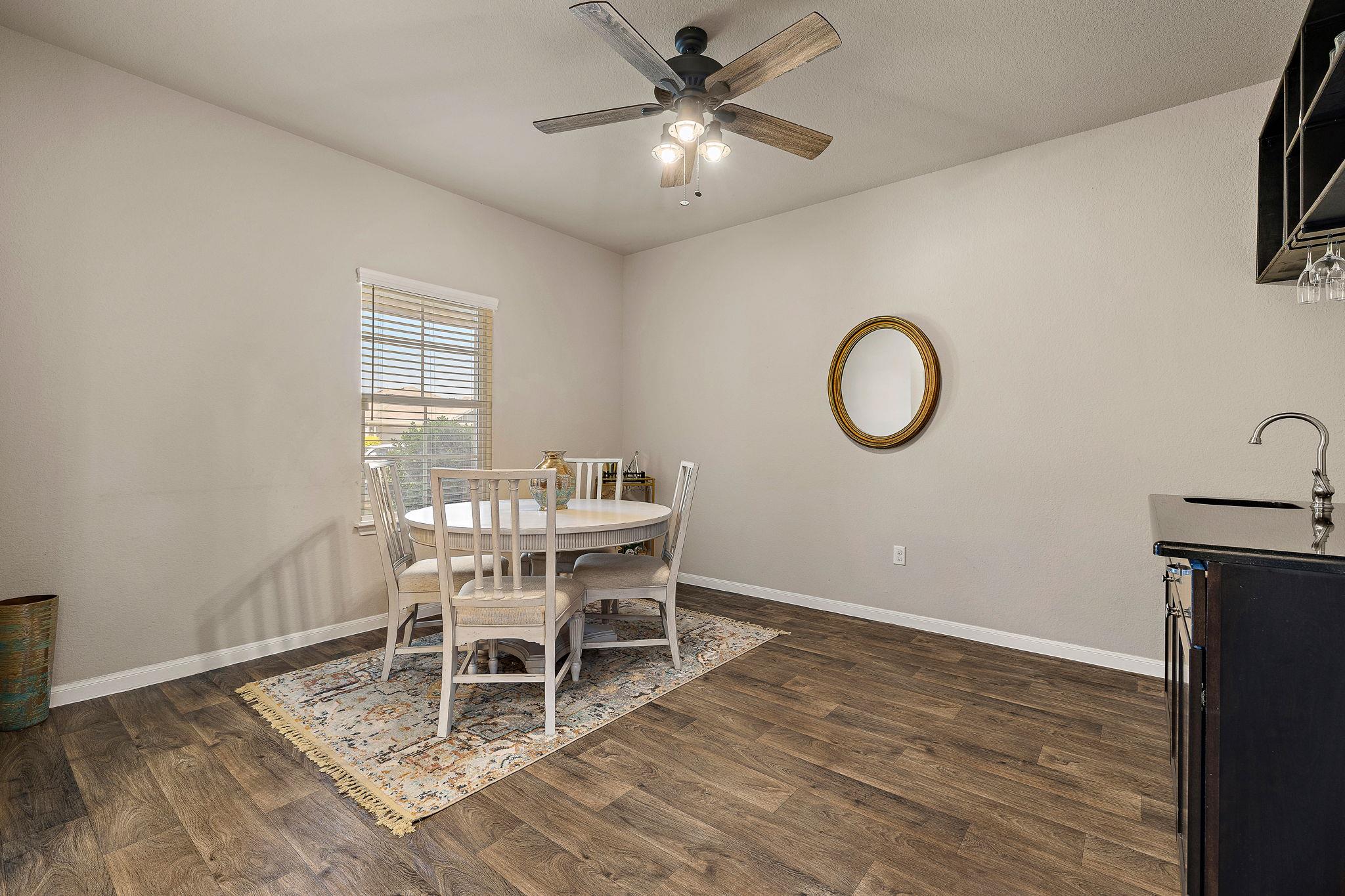201 Garcitas Creek Ln, Hutto, TX 78634