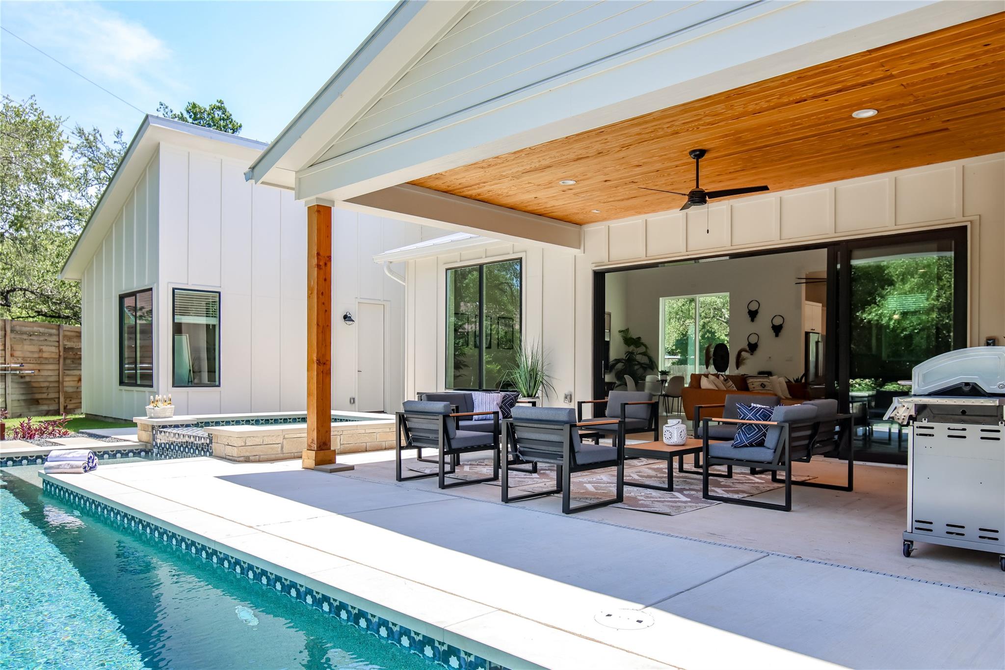10206 Aqua Azul Ct, Austin, TX 78733