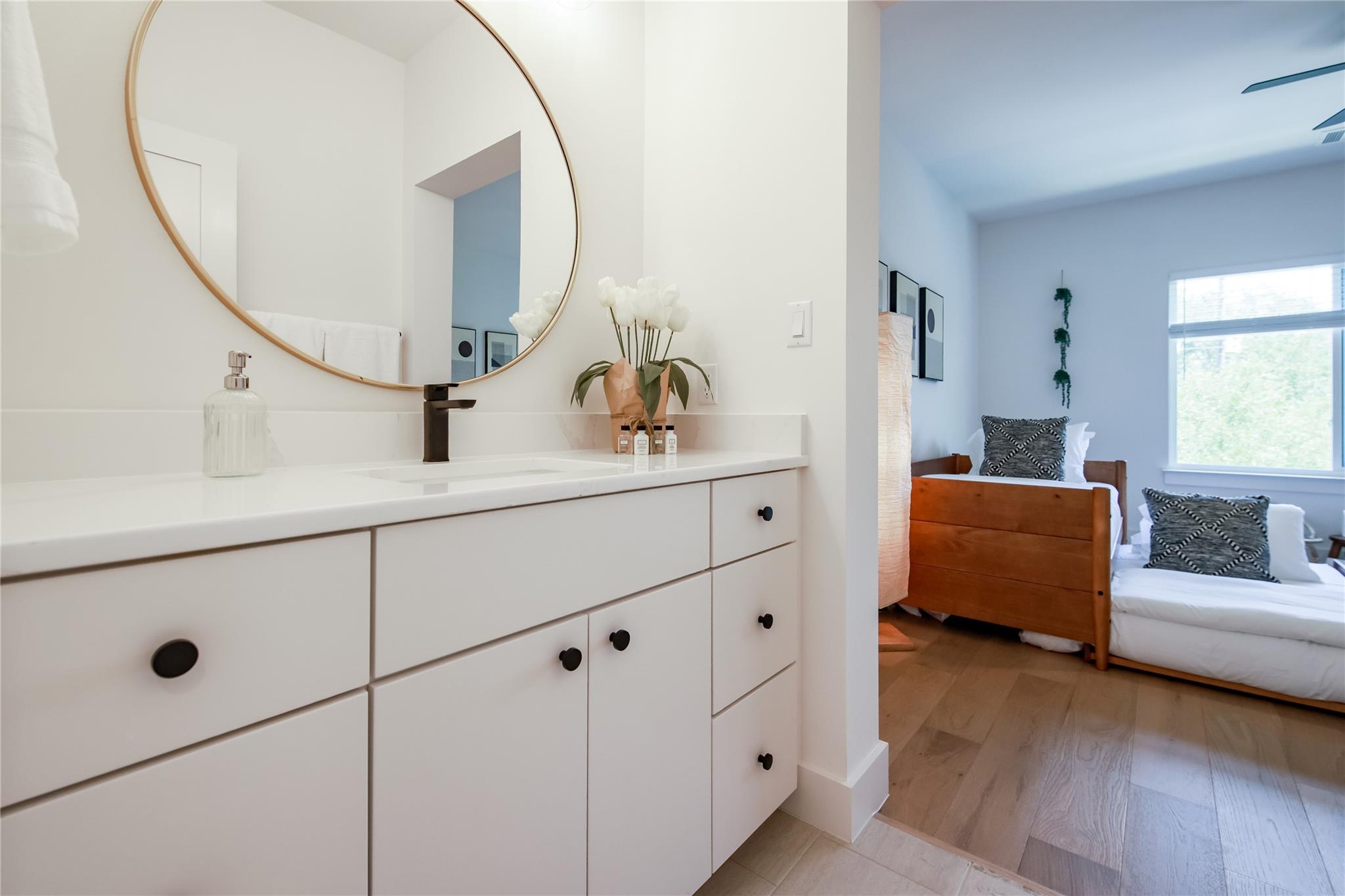 10206 Aqua Azul Ct, Austin, TX 78733