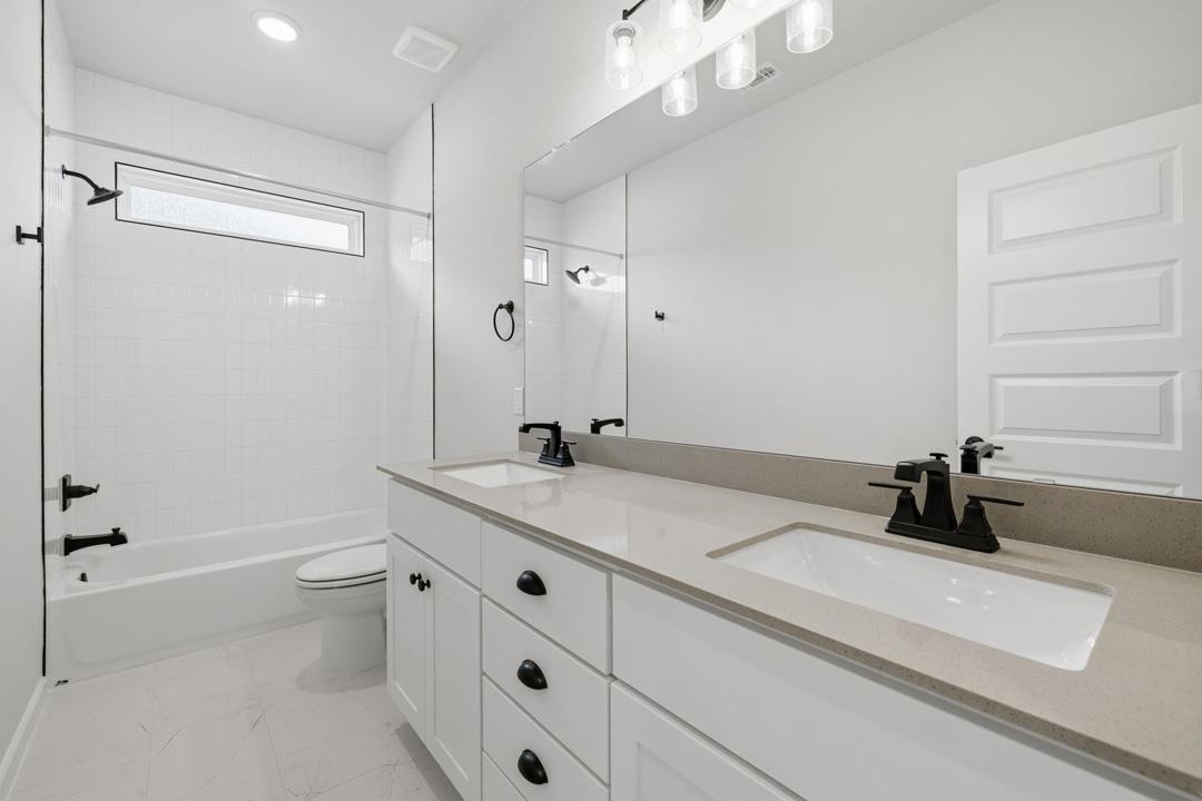 111 Sacred Fig Road, Dripping Springs, TX 78620