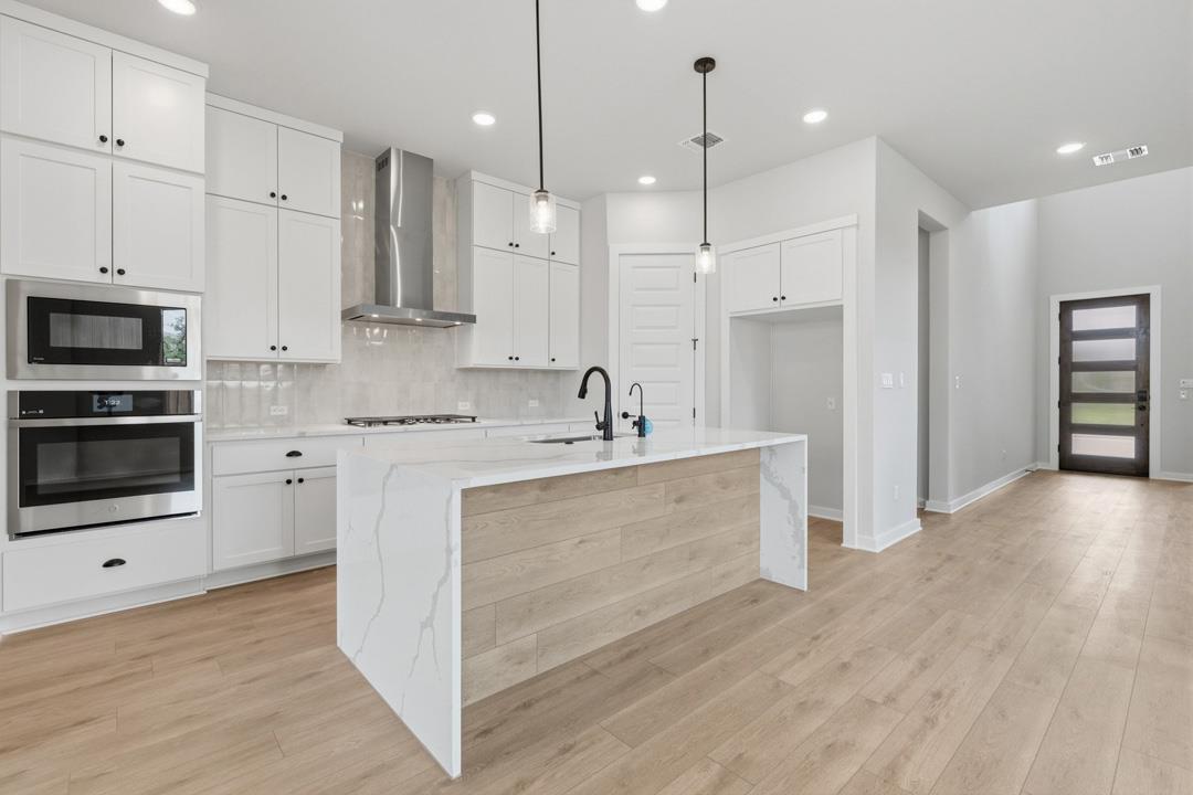 111 Sacred Fig Road, Dripping Springs, TX 78620