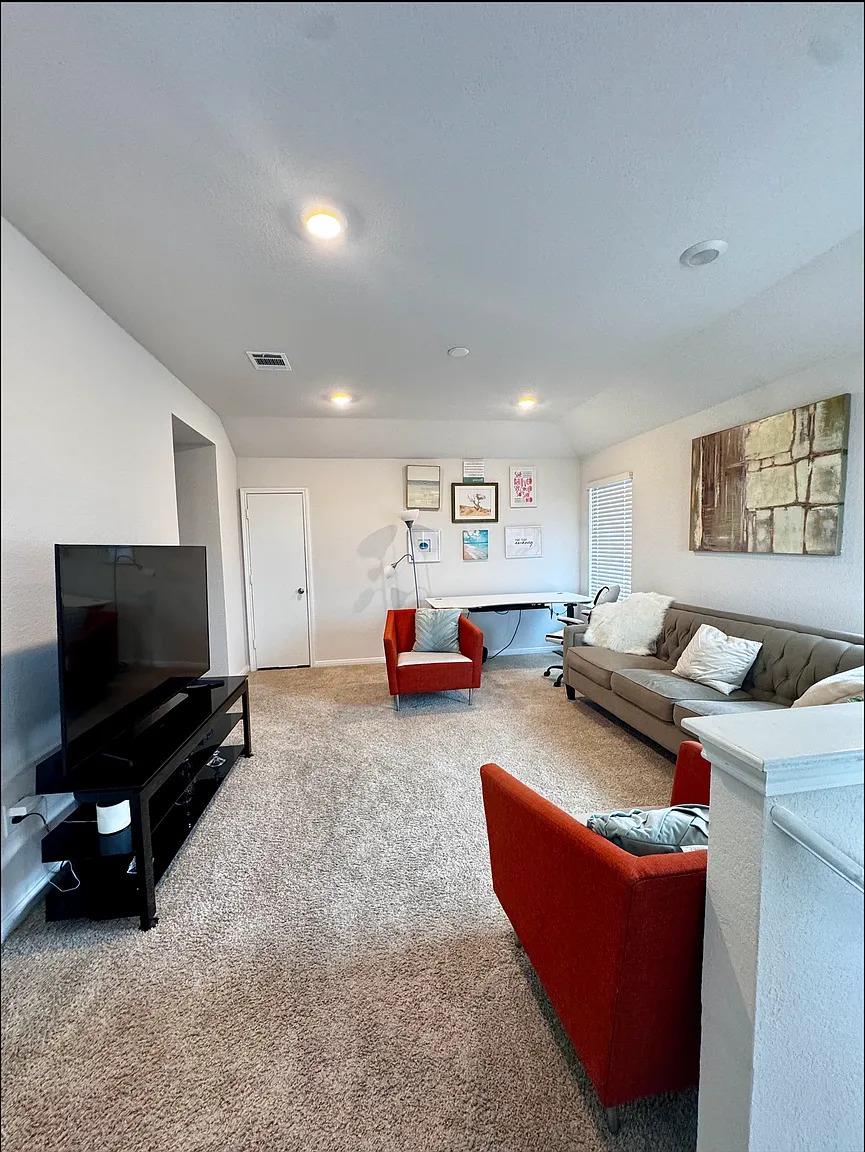 204 Brooklyn Dr, Georgetown, TX 78626