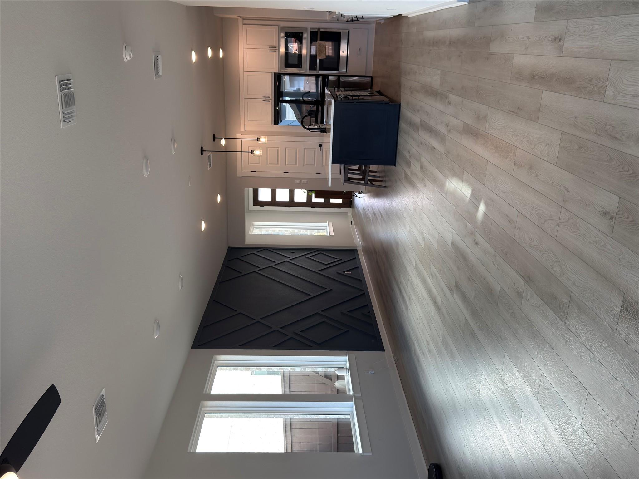 109 High Valley Dr, Liberty Hill, TX 78642