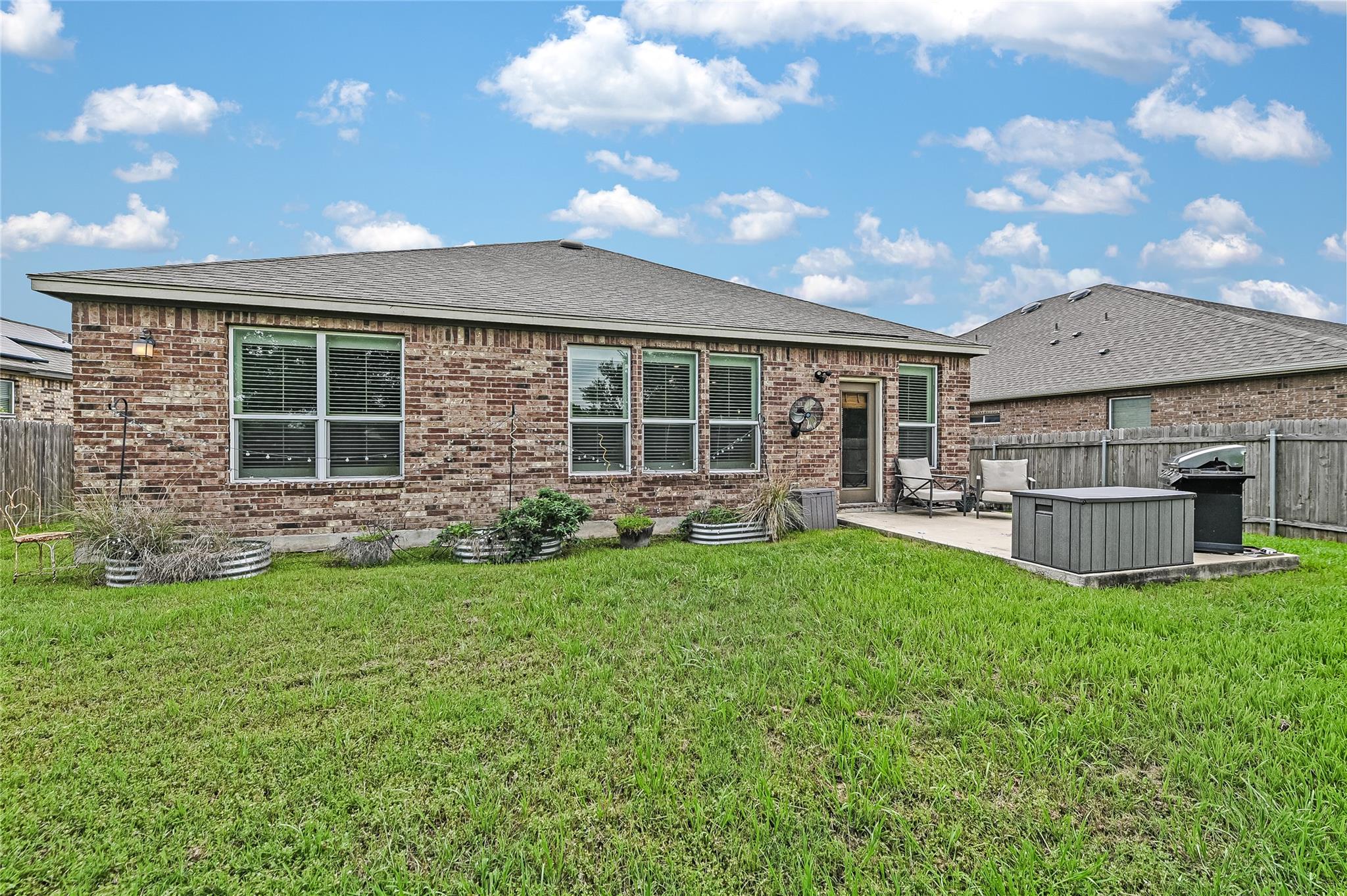 1008 Estes Park, Taylor, TX 76574