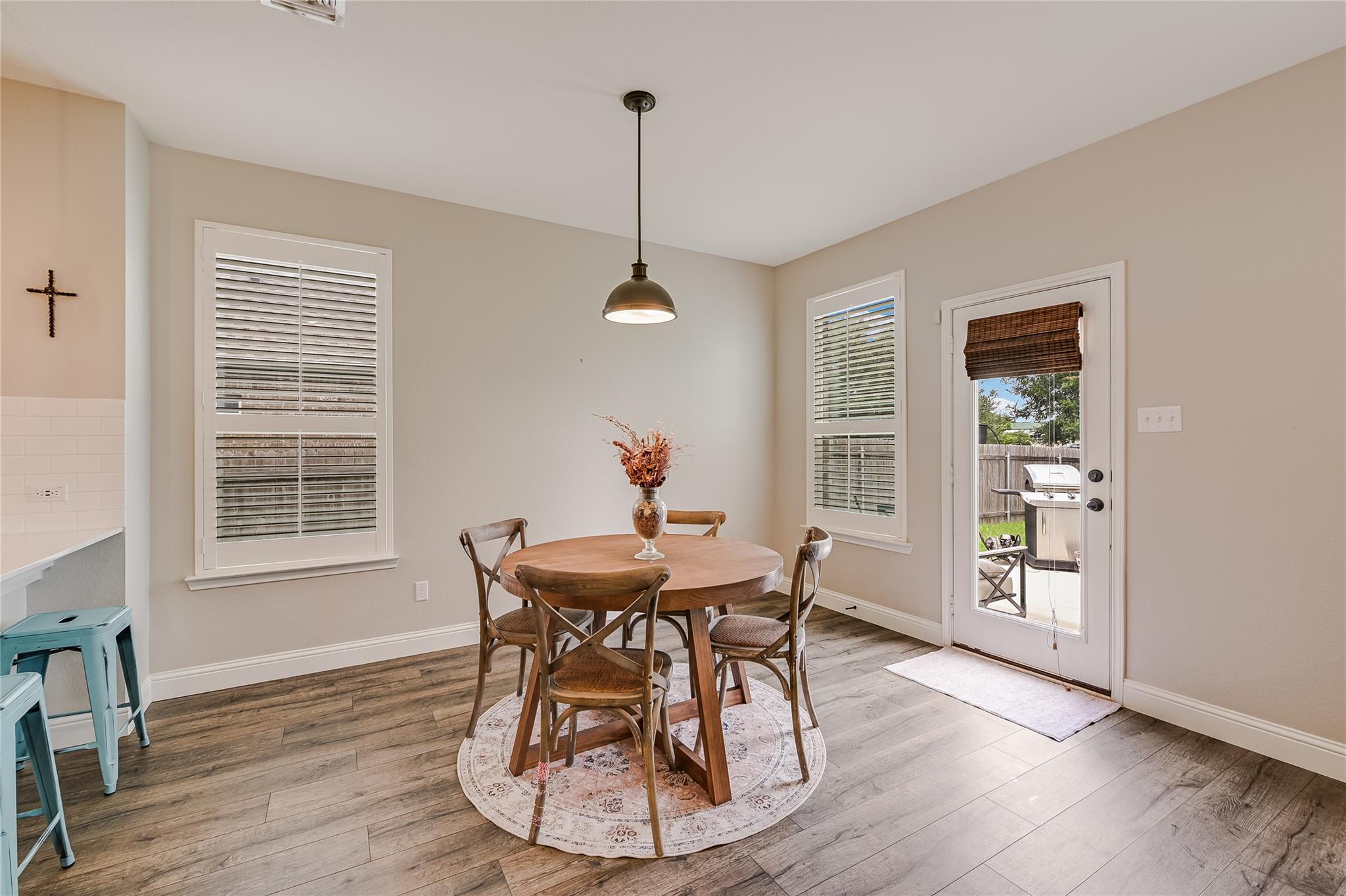 1008 Estes Park, Taylor, TX 76574