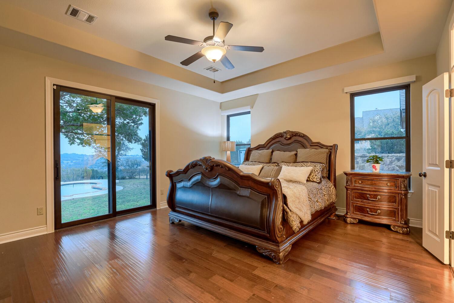 226 Hudson Ln, Dripping Springs, TX 78620