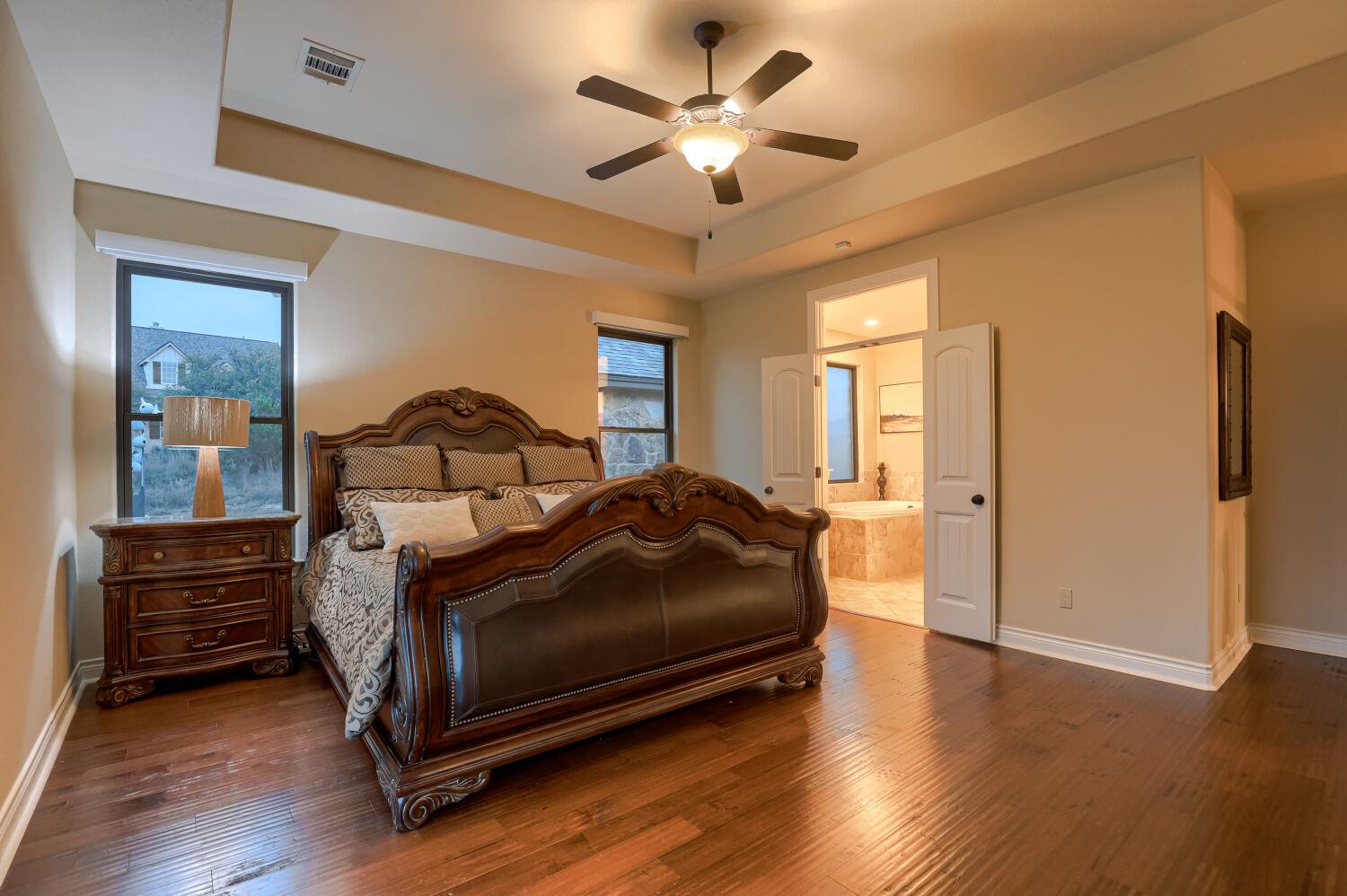 226 Hudson Ln, Dripping Springs, TX 78620