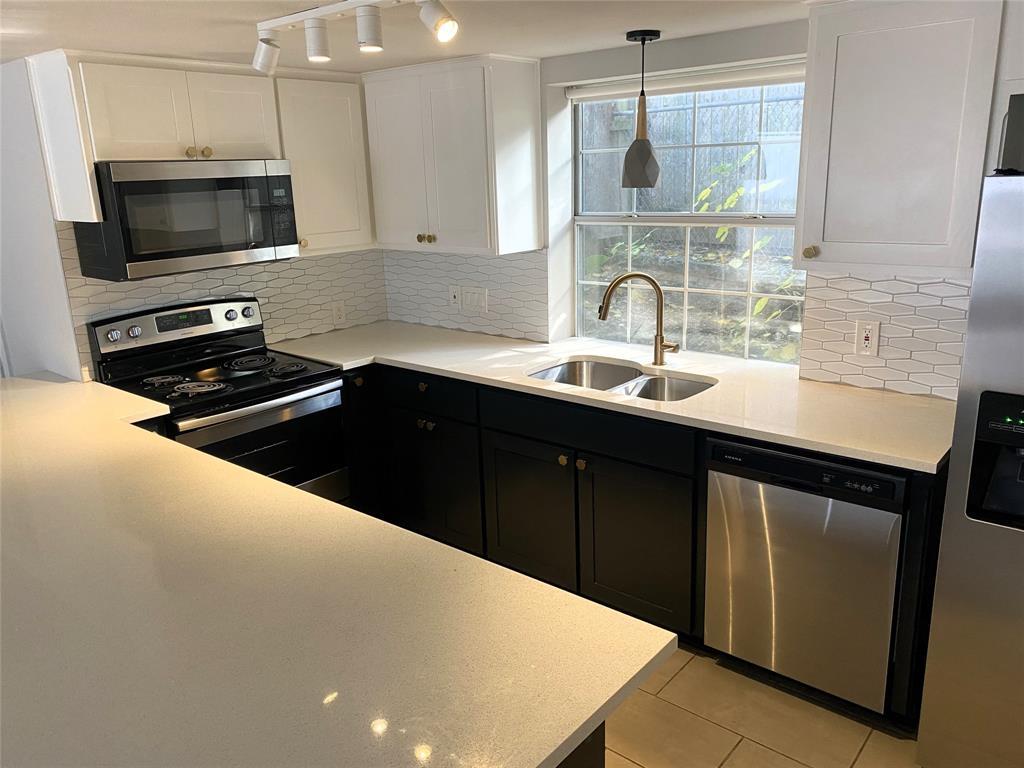 2503 Hartford Rd # C, Austin, TX 78703