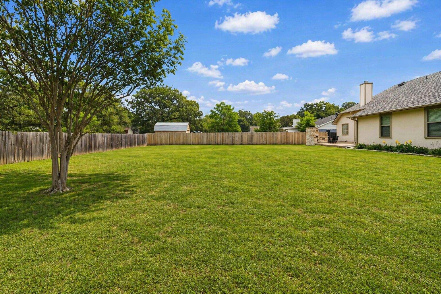116 Puna Ln, Bastrop, TX 78602