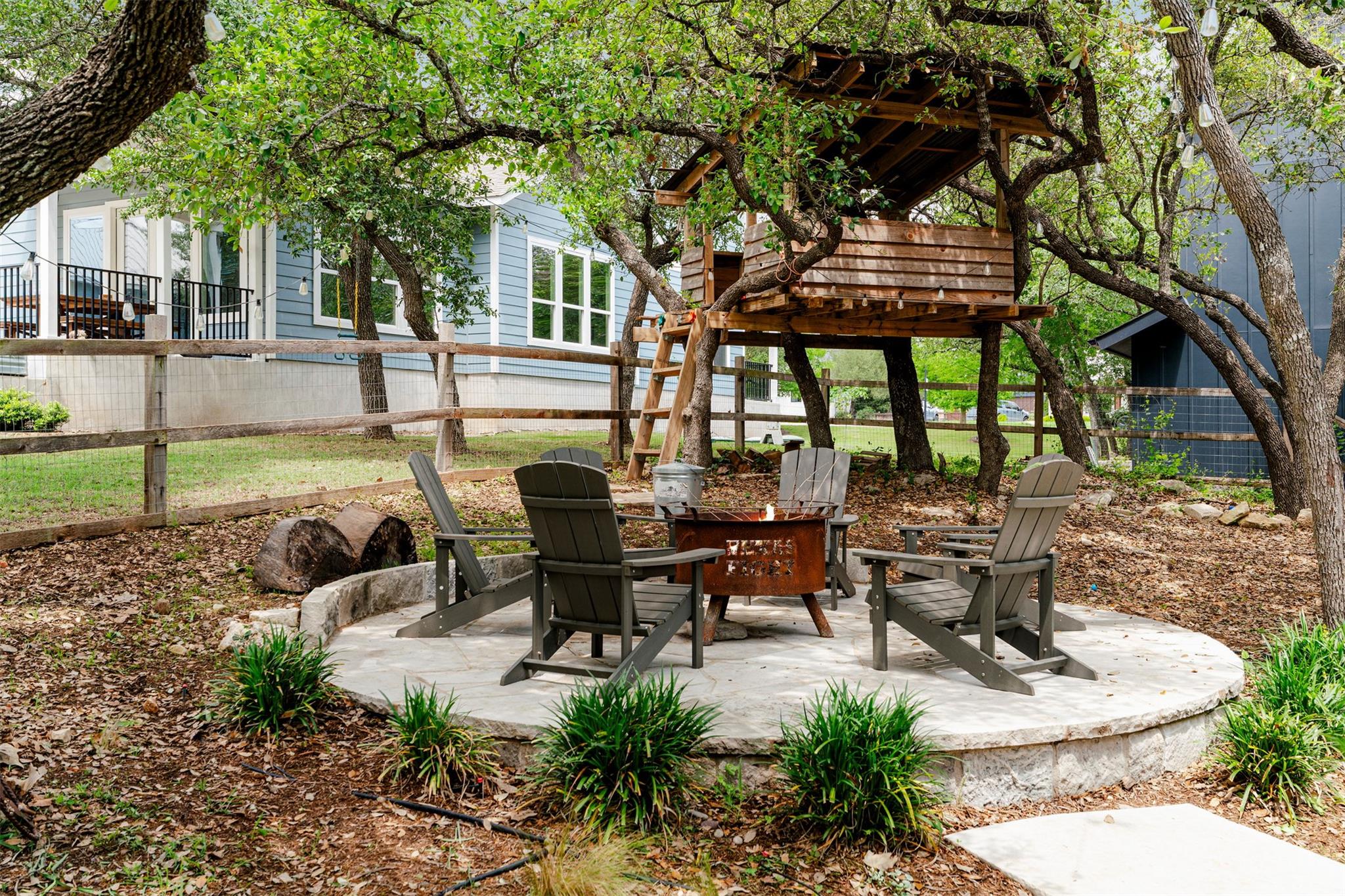 251 Victorian Gable Dr, Driftwood, TX 78619