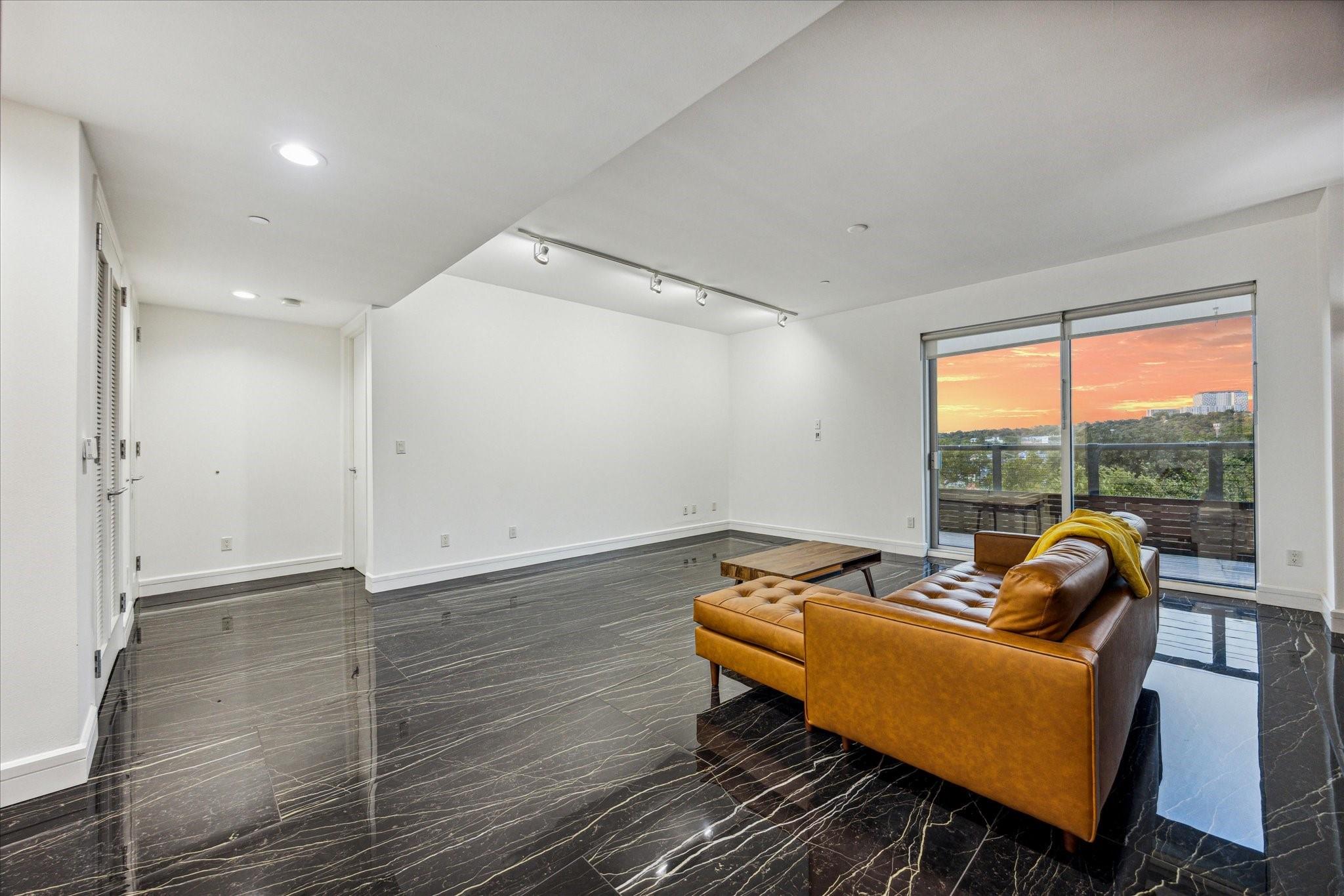 901 W 9th St # 401A, Austin, TX 78703