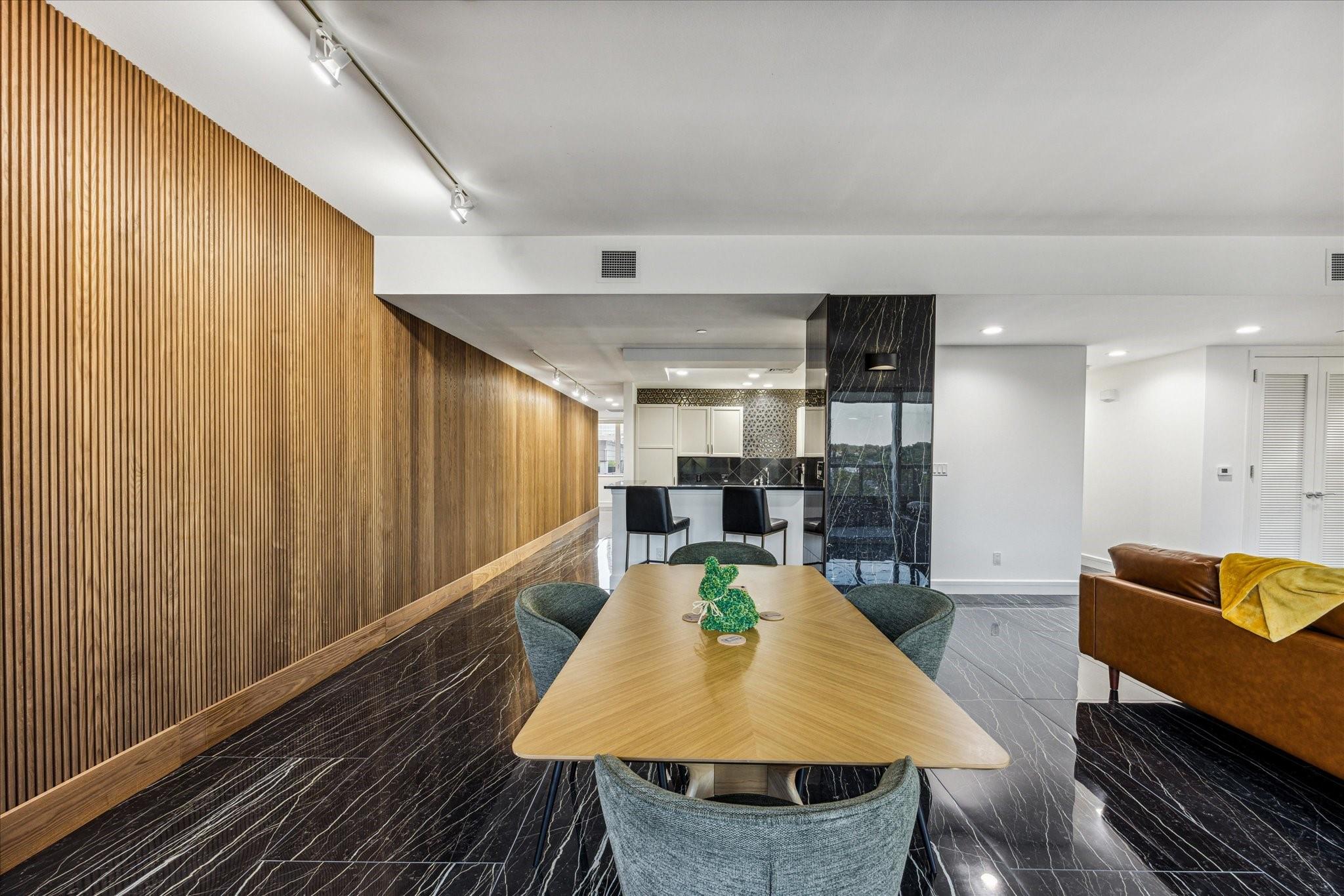 901 W 9th St # 401A, Austin, TX 78703