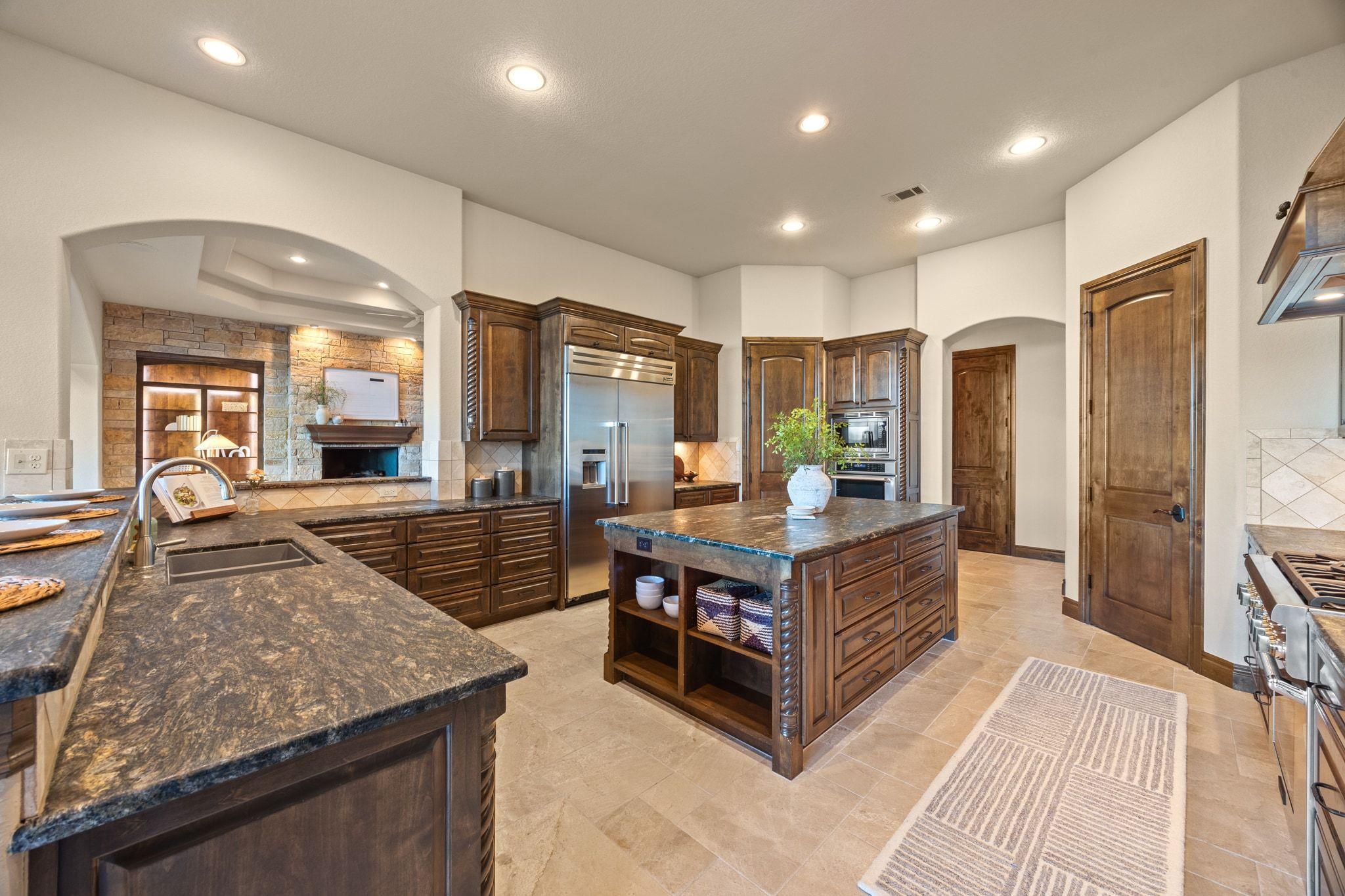 3809 Verano Dr, Austin, TX 78735