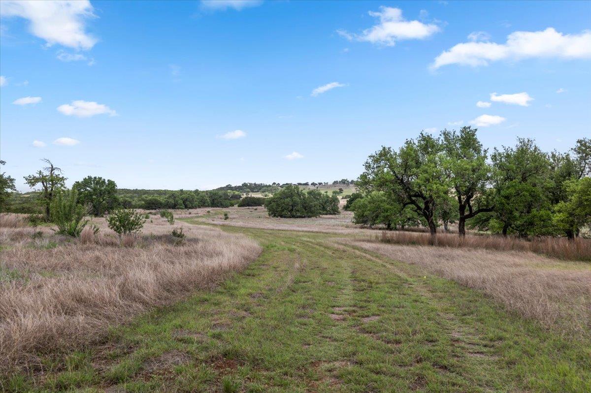 6594 W Hwy 290, Dripping Springs, TX 78620