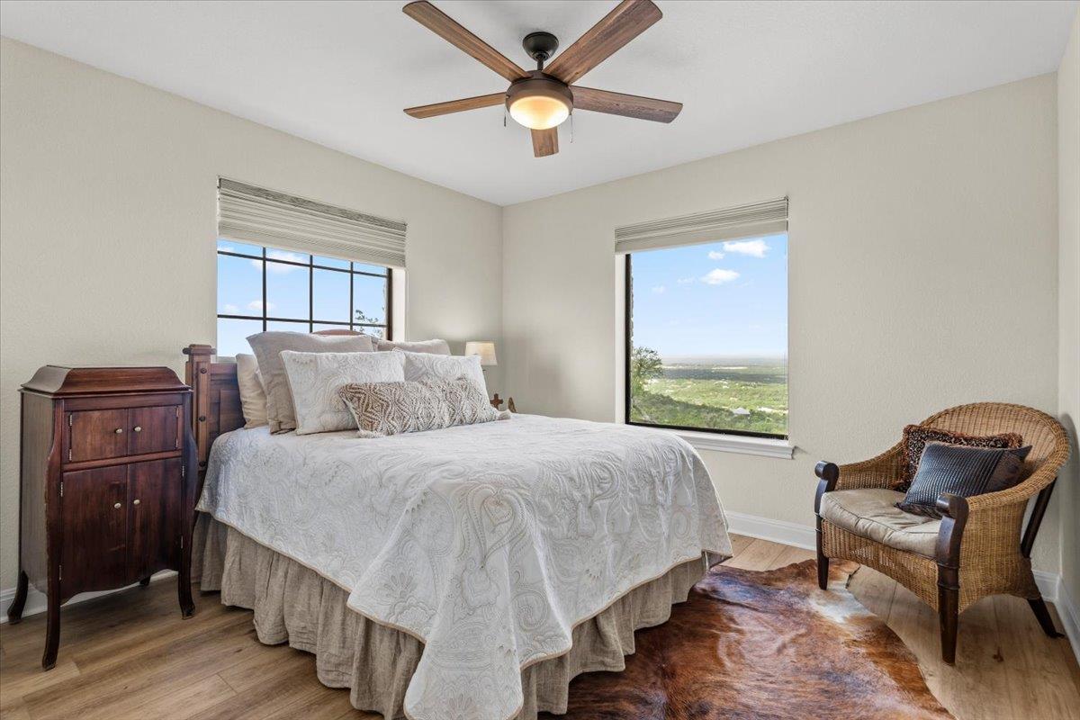 6594 W Hwy 290, Dripping Springs, TX 78620