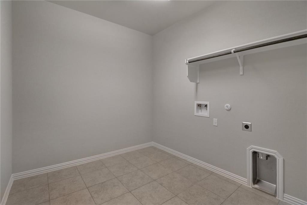 624 Peregrine Way, Leander, TX 78641