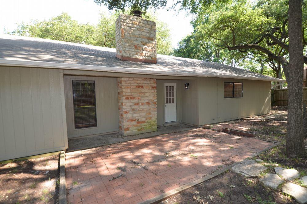 203 County Glen St, Leander, TX 78641