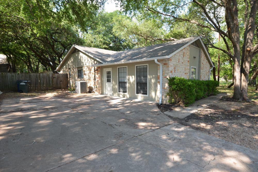 203 County Glen St, Leander, TX 78641