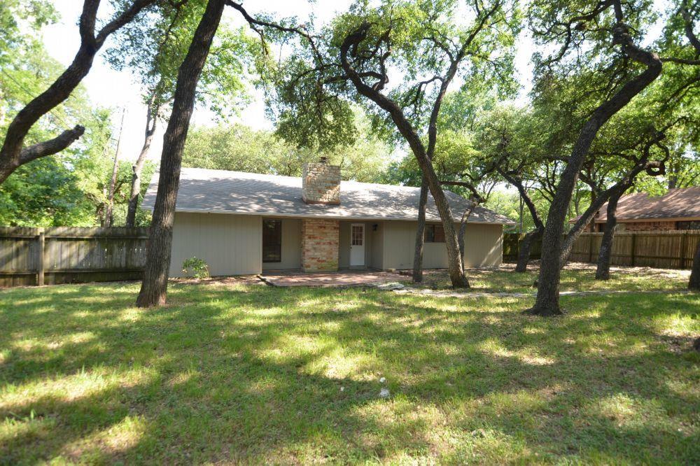 203 County Glen St, Leander, TX 78641