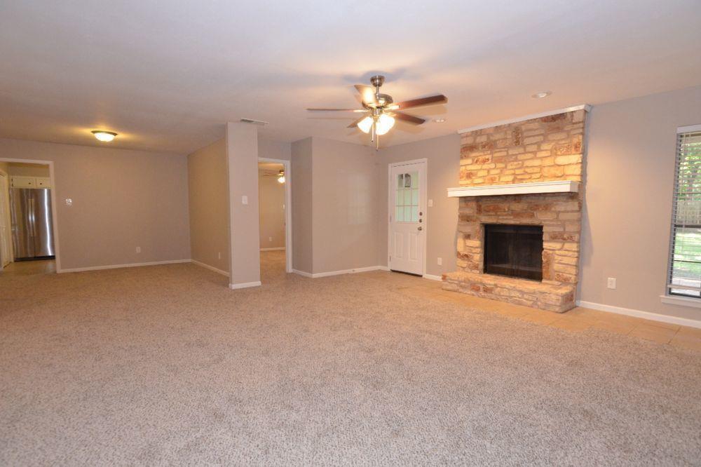 203 County Glen St, Leander, TX 78641