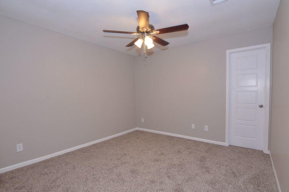 203 County Glen St, Leander, TX 78641