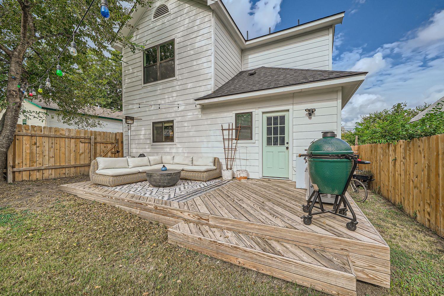 6915 Carver Ave # 1, Austin, TX 78752