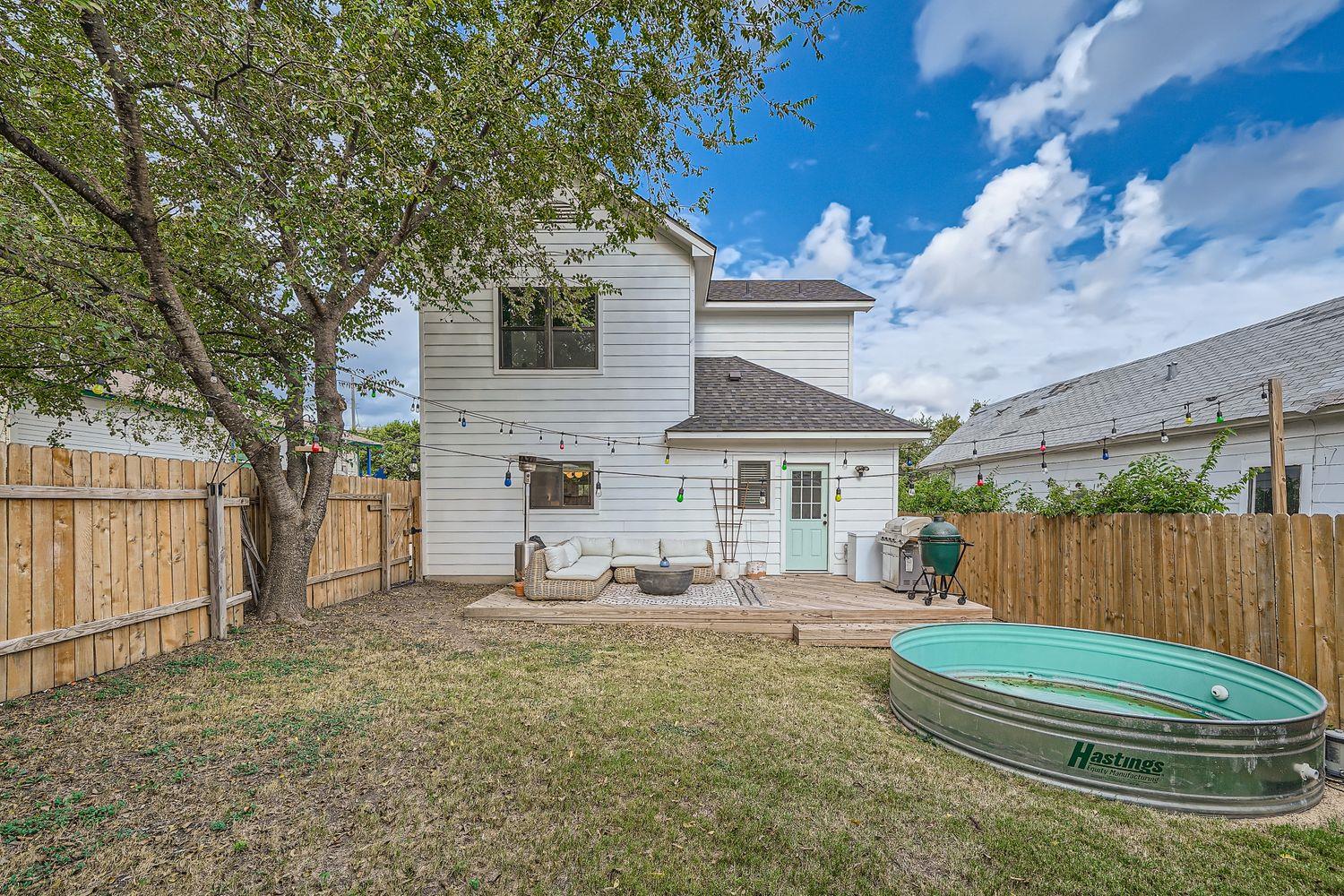 6915 Carver Ave # 1, Austin, TX 78752