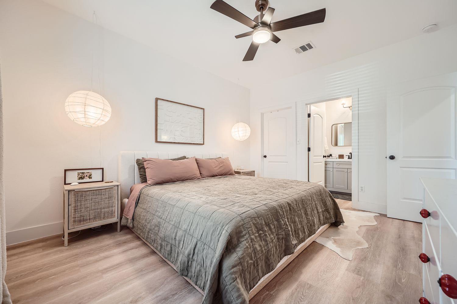 6915 Carver Ave # 1, Austin, TX 78752