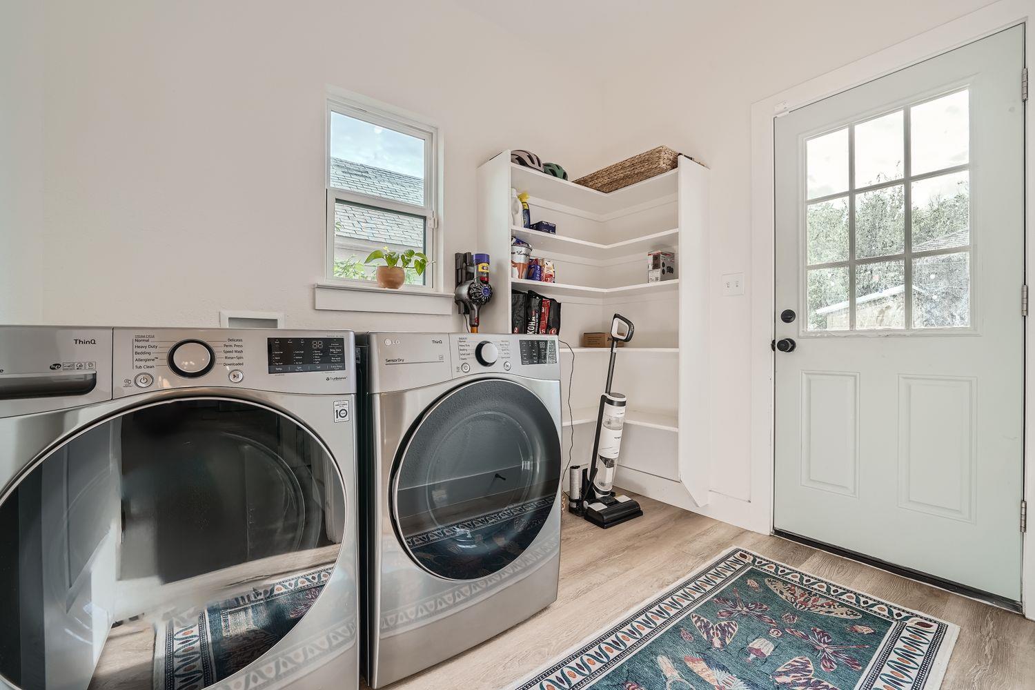 6915 Carver Ave # 1, Austin, TX 78752