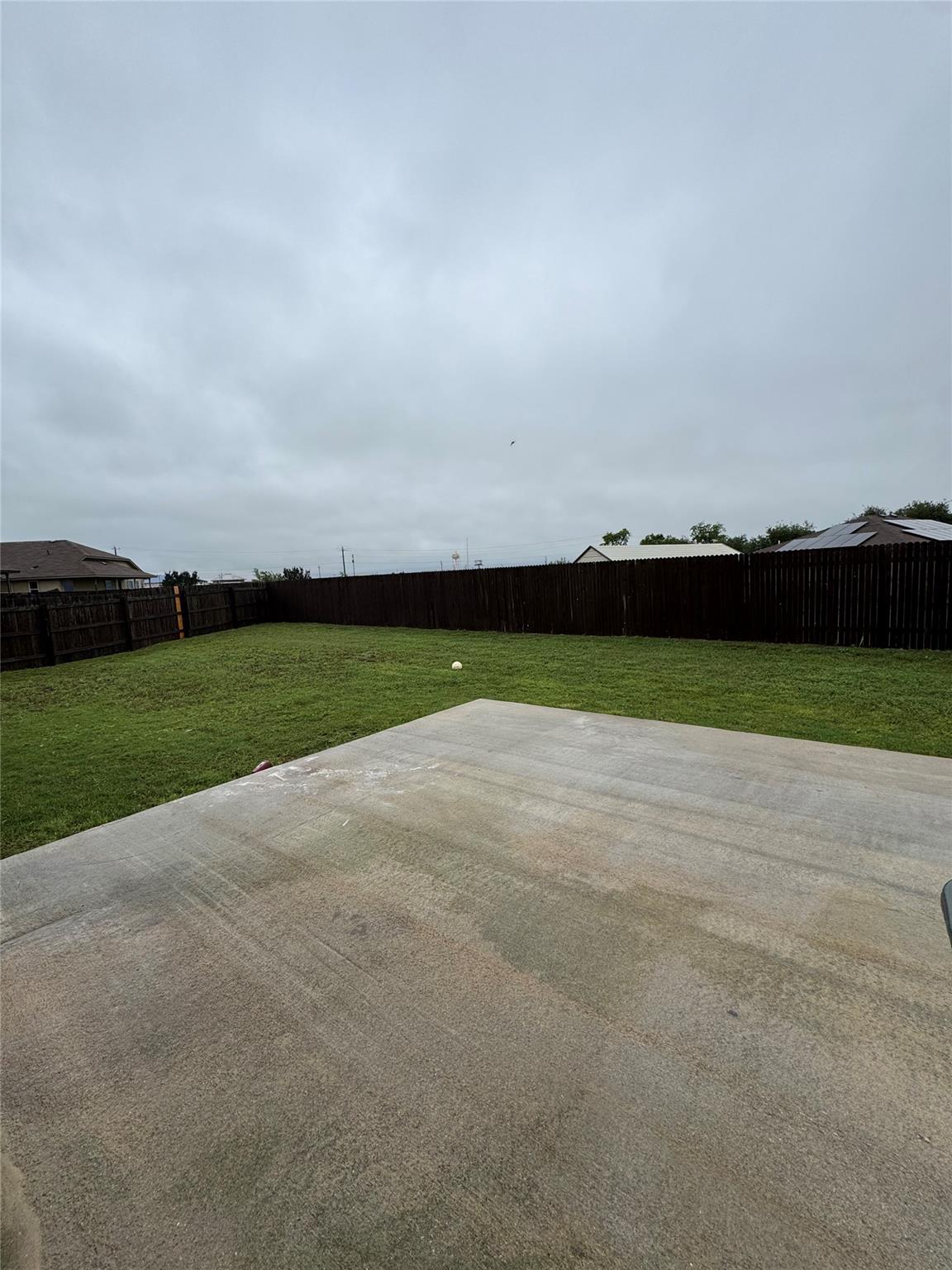 105 Rainey Dr, Jarrell, TX 76537