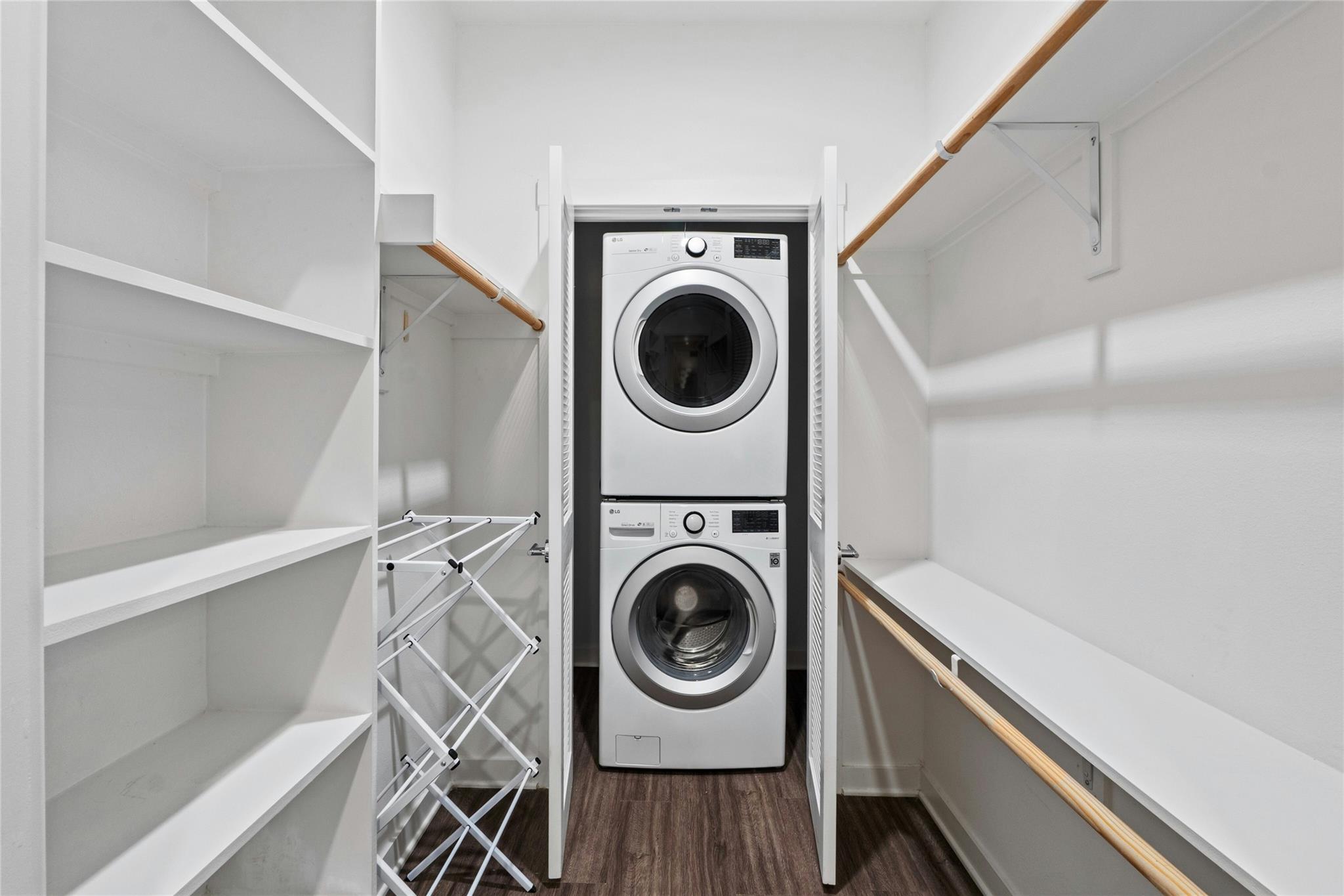 4361 S Congress Ave # 402, Austin, TX 78745
