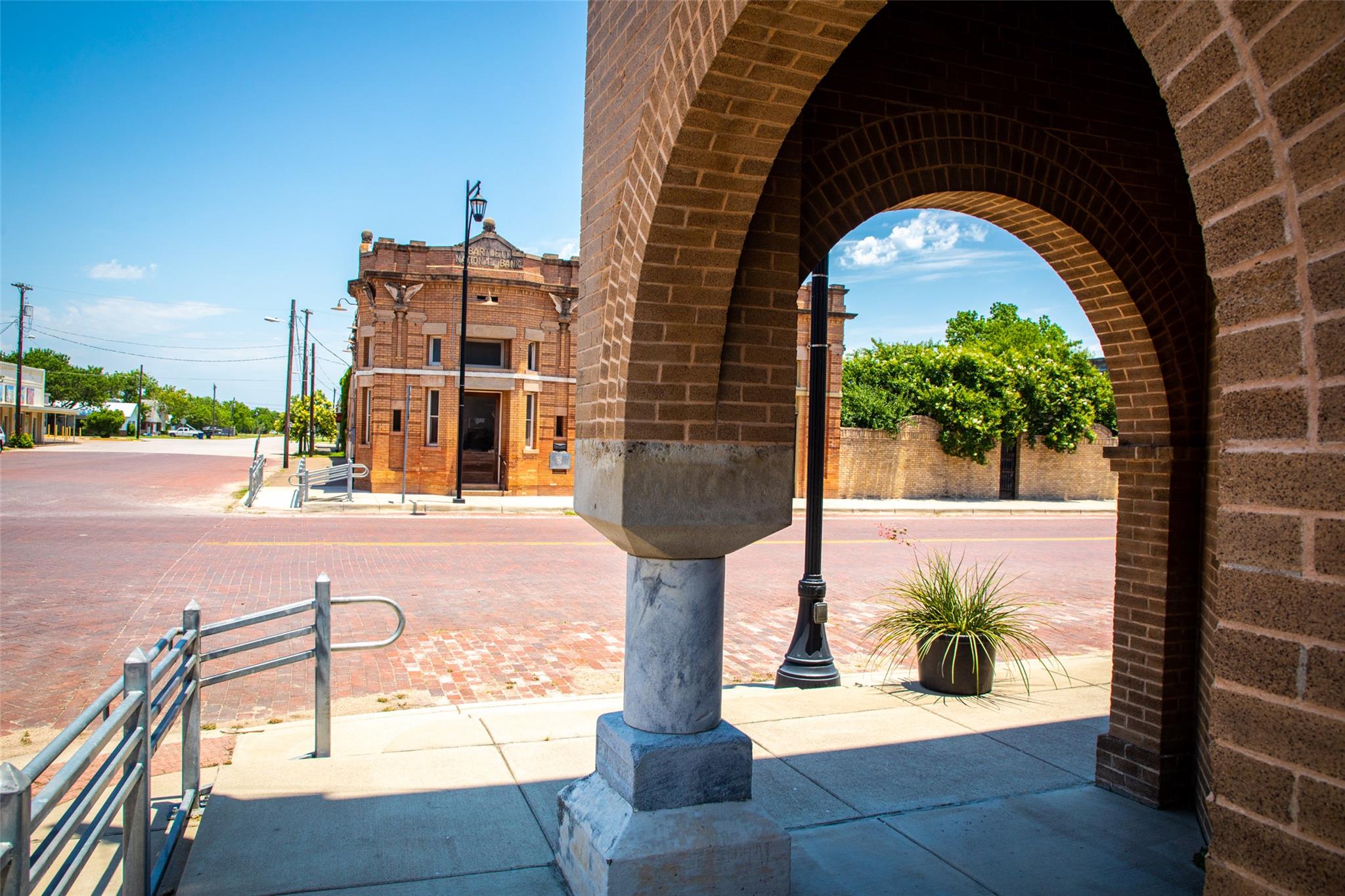 200 E Clark St, Bartlett, TX 76511