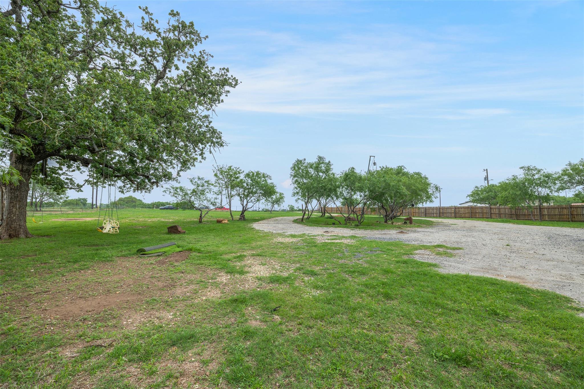 6497 Taylorsville Rd, Dale, TX 78616