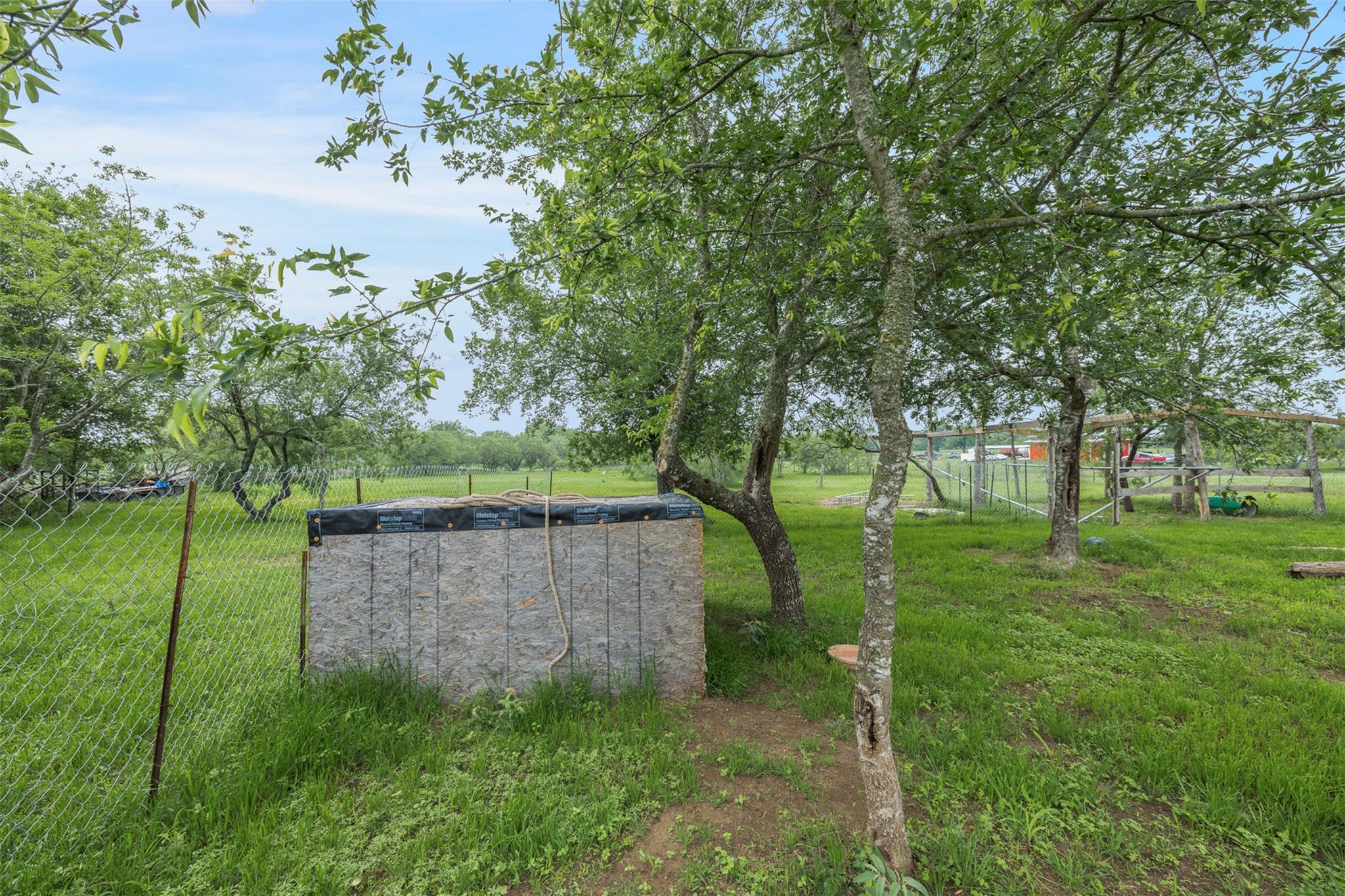 6497 Taylorsville Rd, Dale, TX 78616