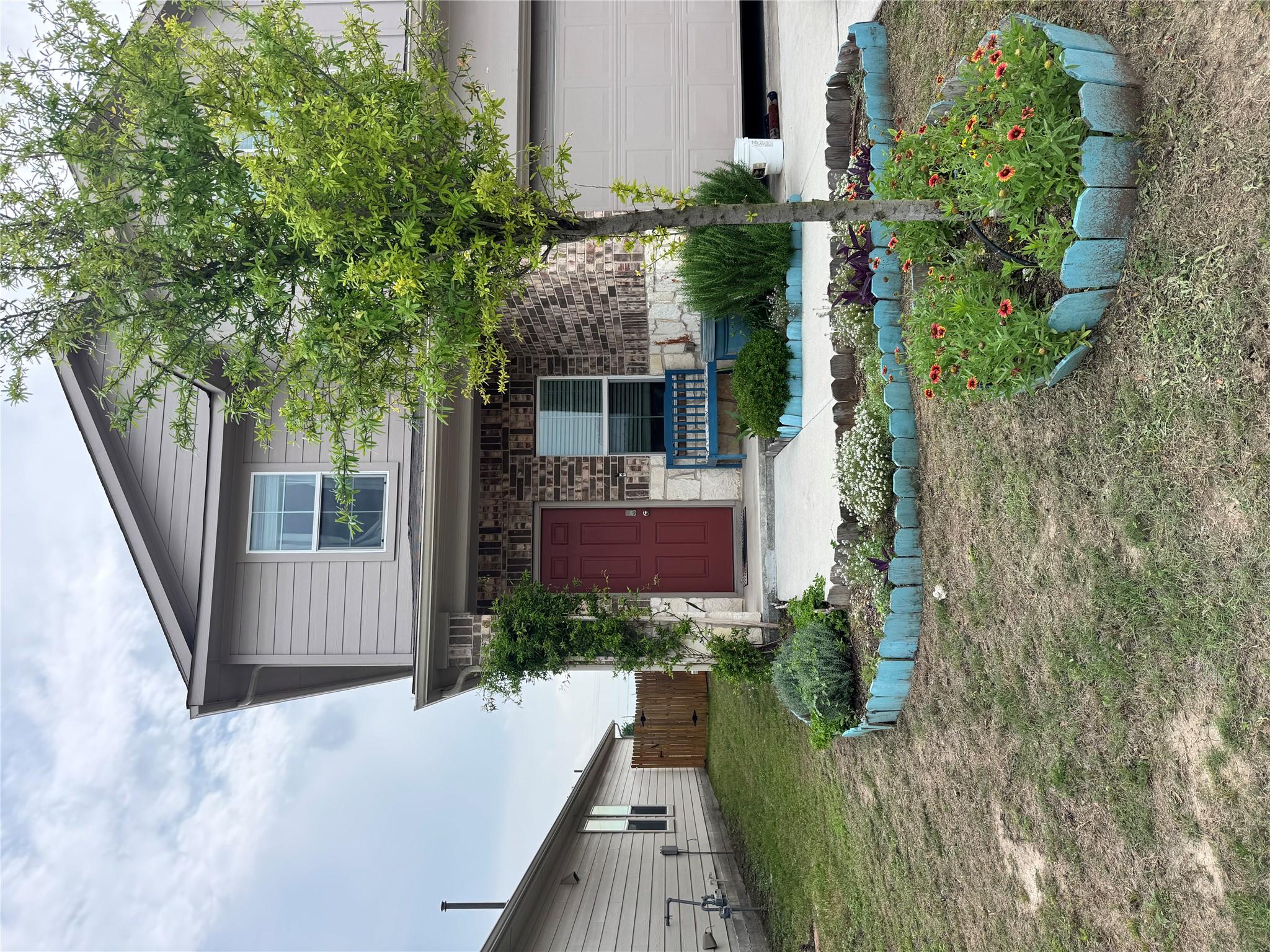 127 Levi Lndg, Kyle, TX 78640