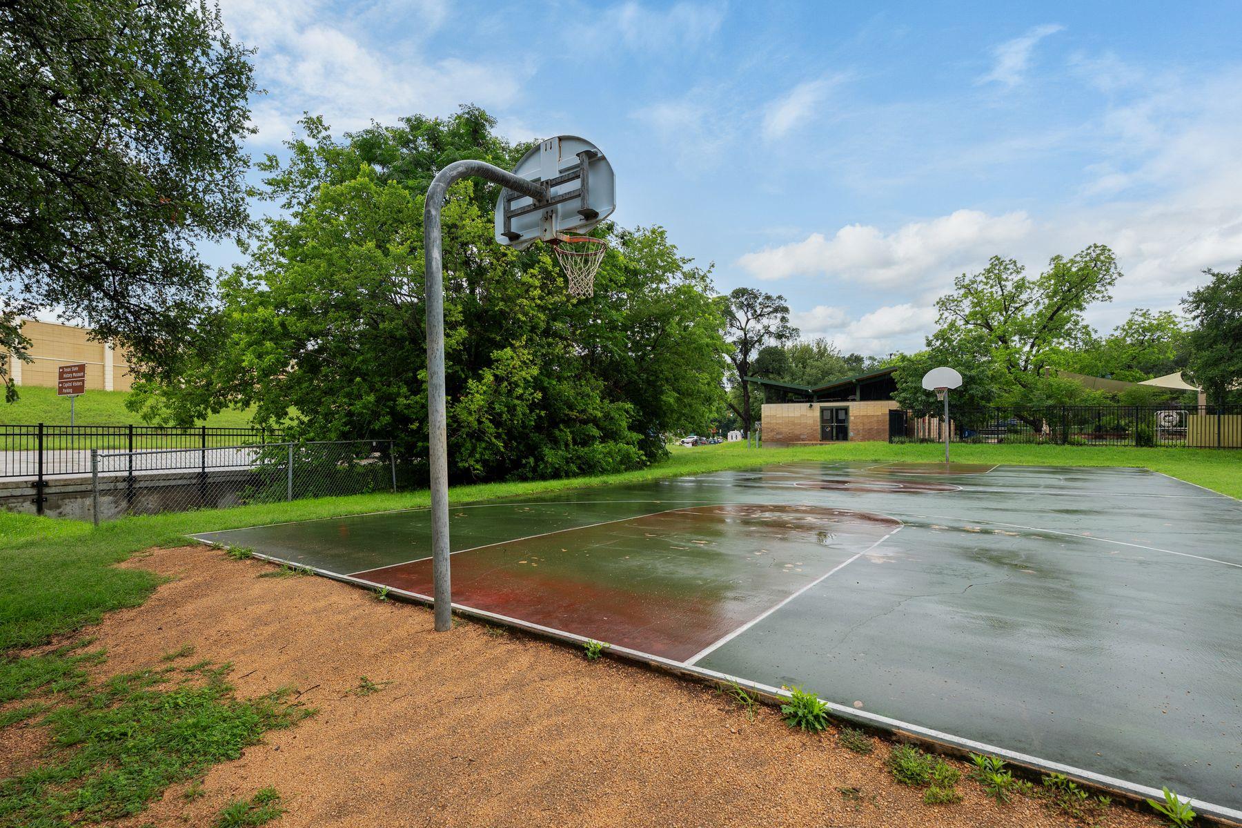 1507 Elton Ln # B, Austin, TX 78703