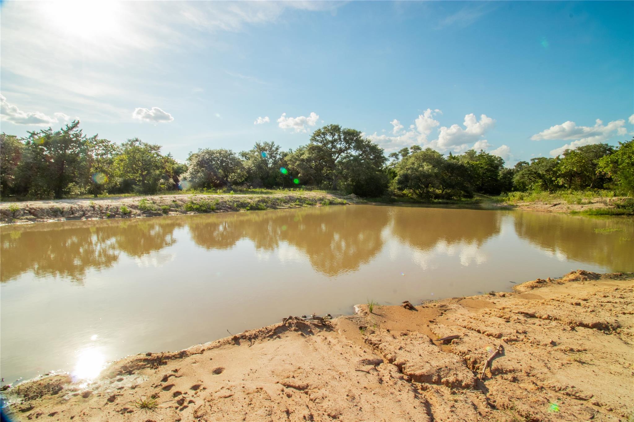 001 County Road 15, Hallettsville, TX 77964