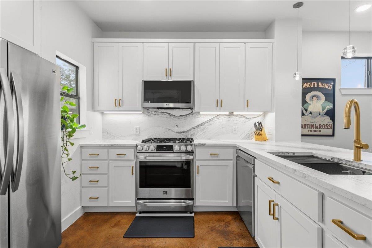 115 Havana St # A, Austin, TX 78704