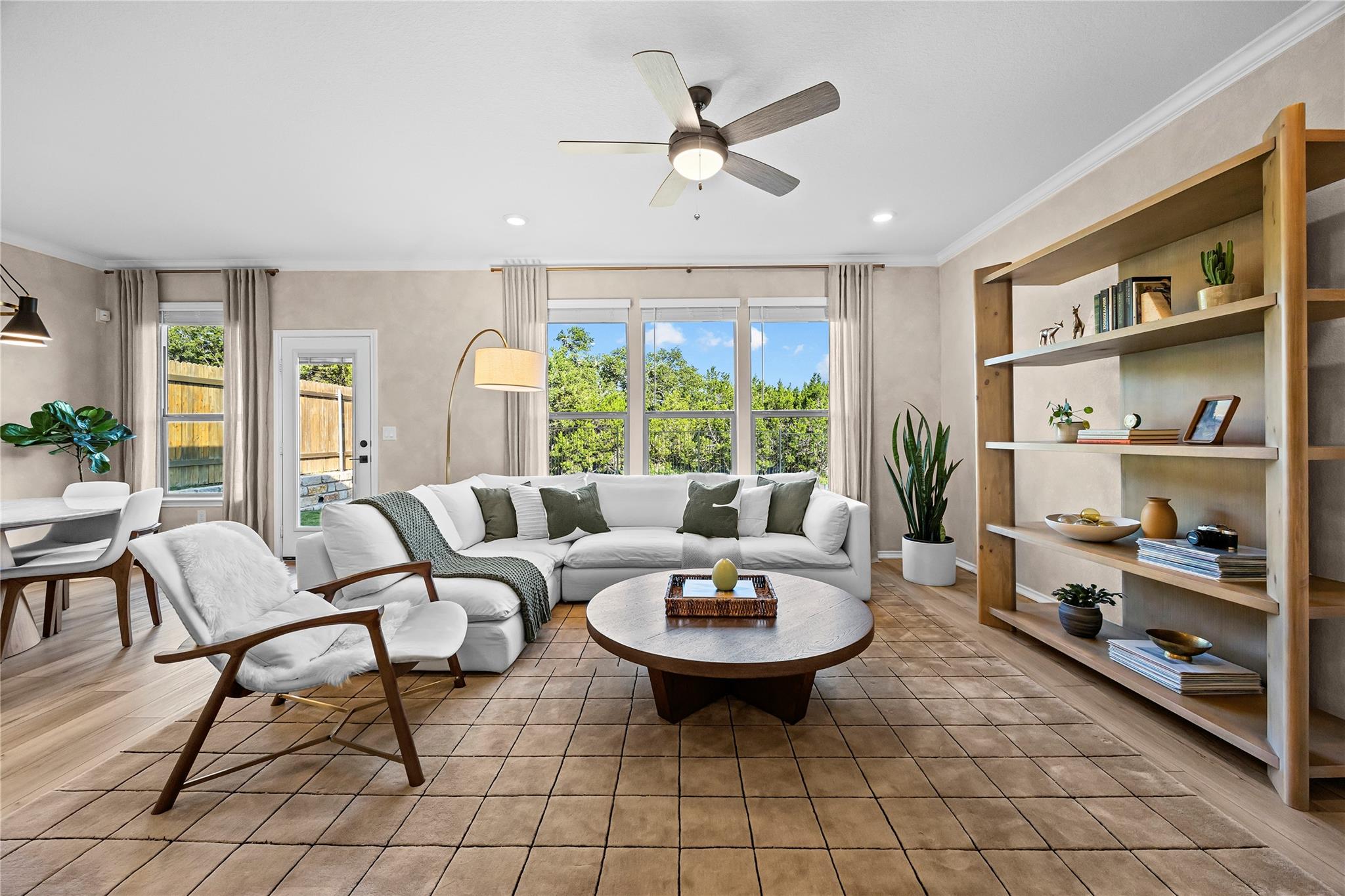 7005 Harvest Trail Dr, Austin, TX 78736